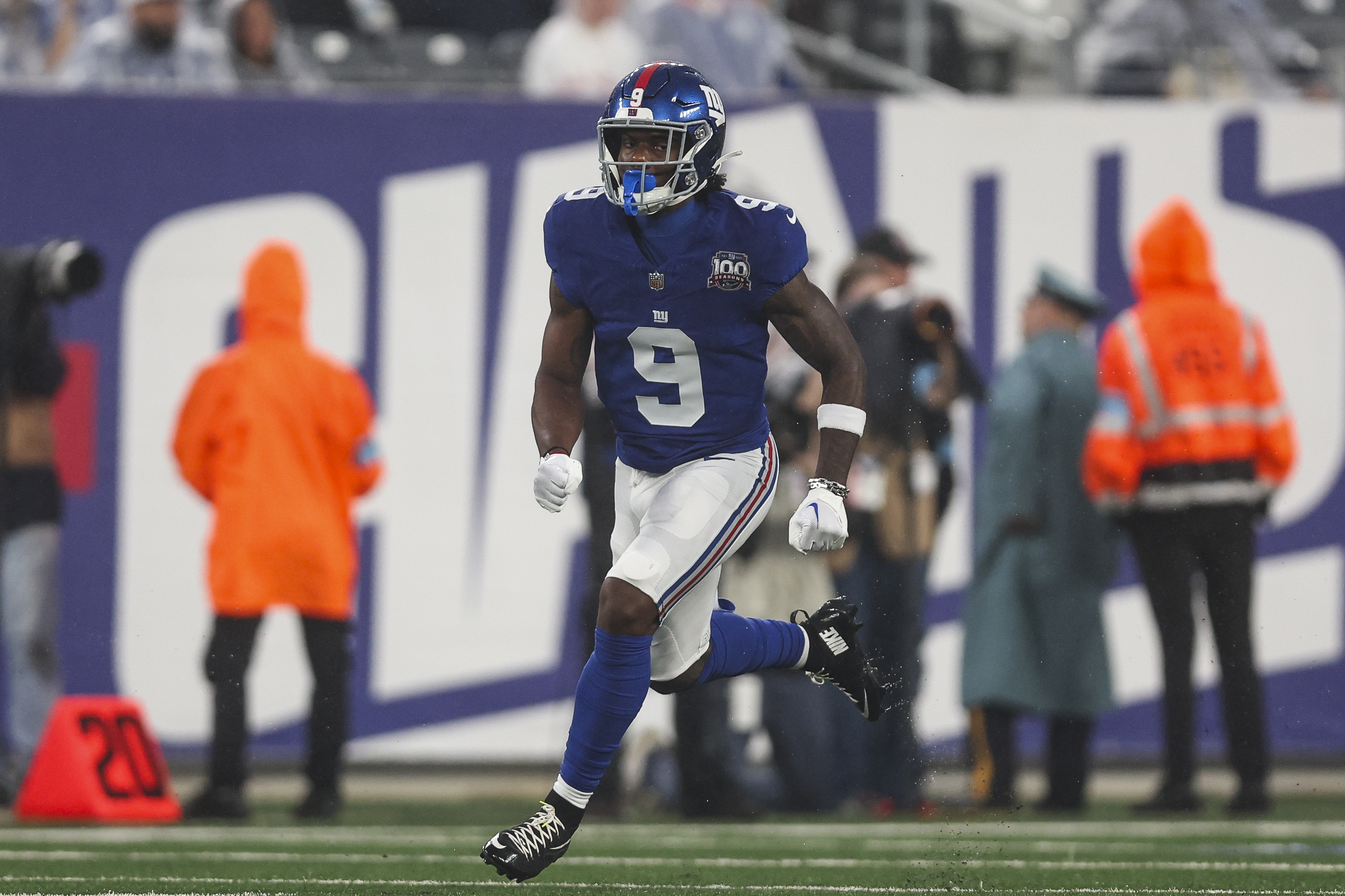 Giants drop jersey number of legend for rookie wide receiver