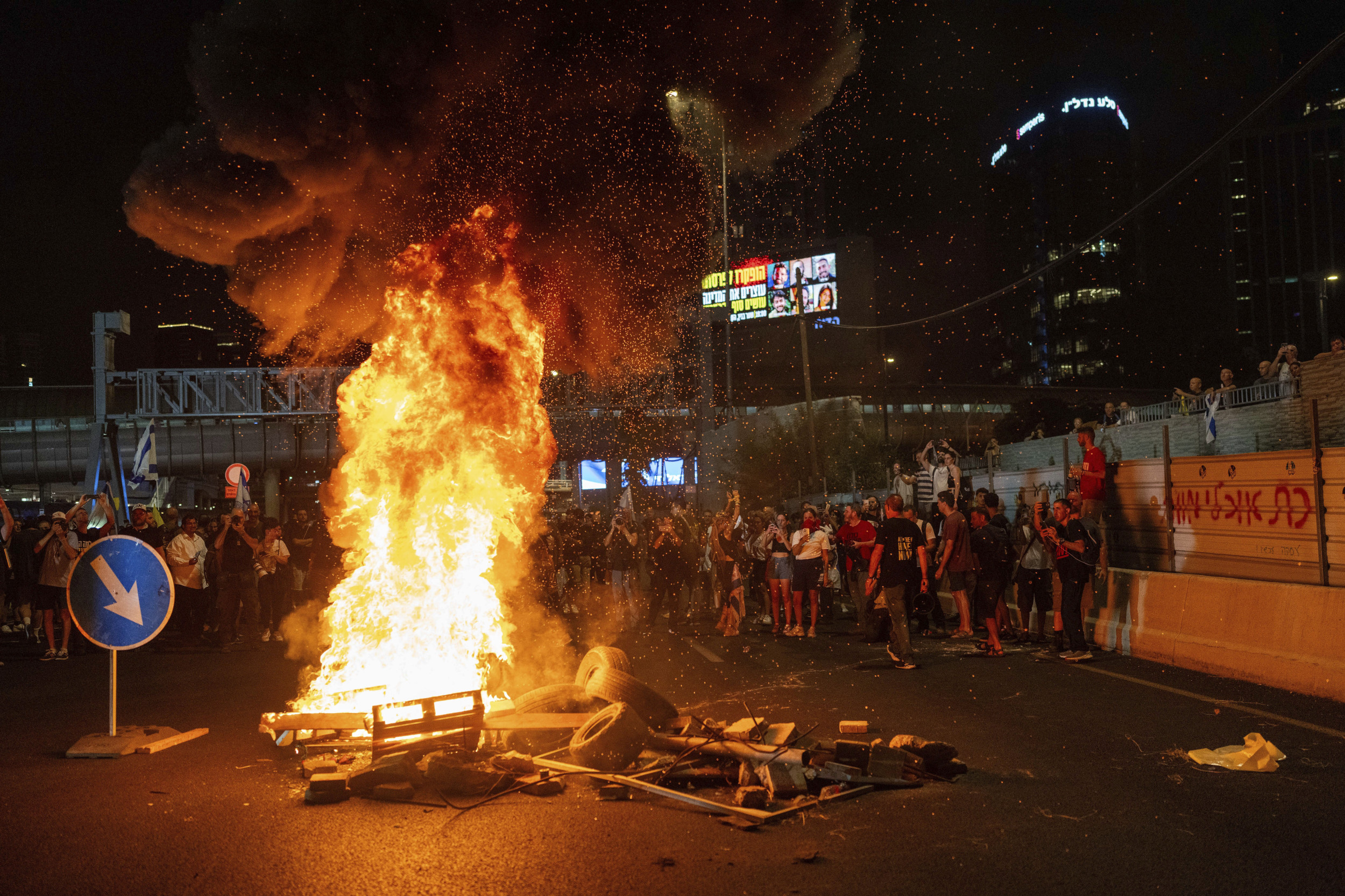 General Strike in Israel Sparks Protests Over Gaza Hostage Casualties