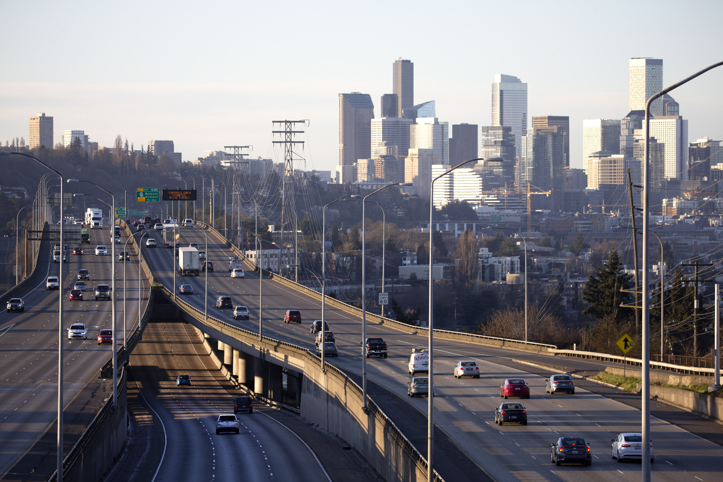 Suspect arrested after multiple Seattle highway shootings