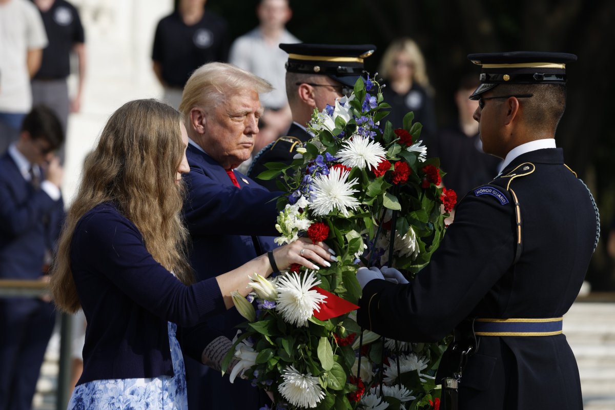 Donald Trump Lays Wreath at Arlington Cemetery