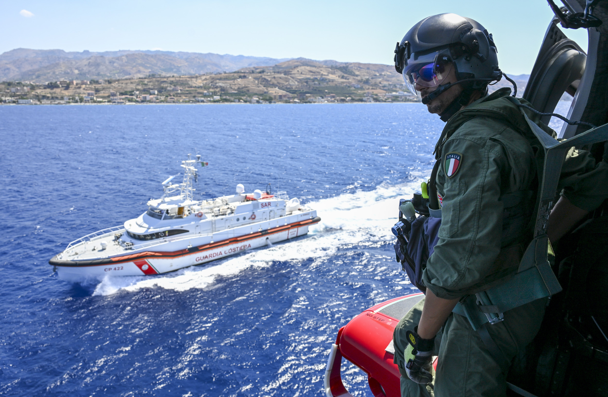 About 20 Migrants Missing After Boat Capsizes Off Italy