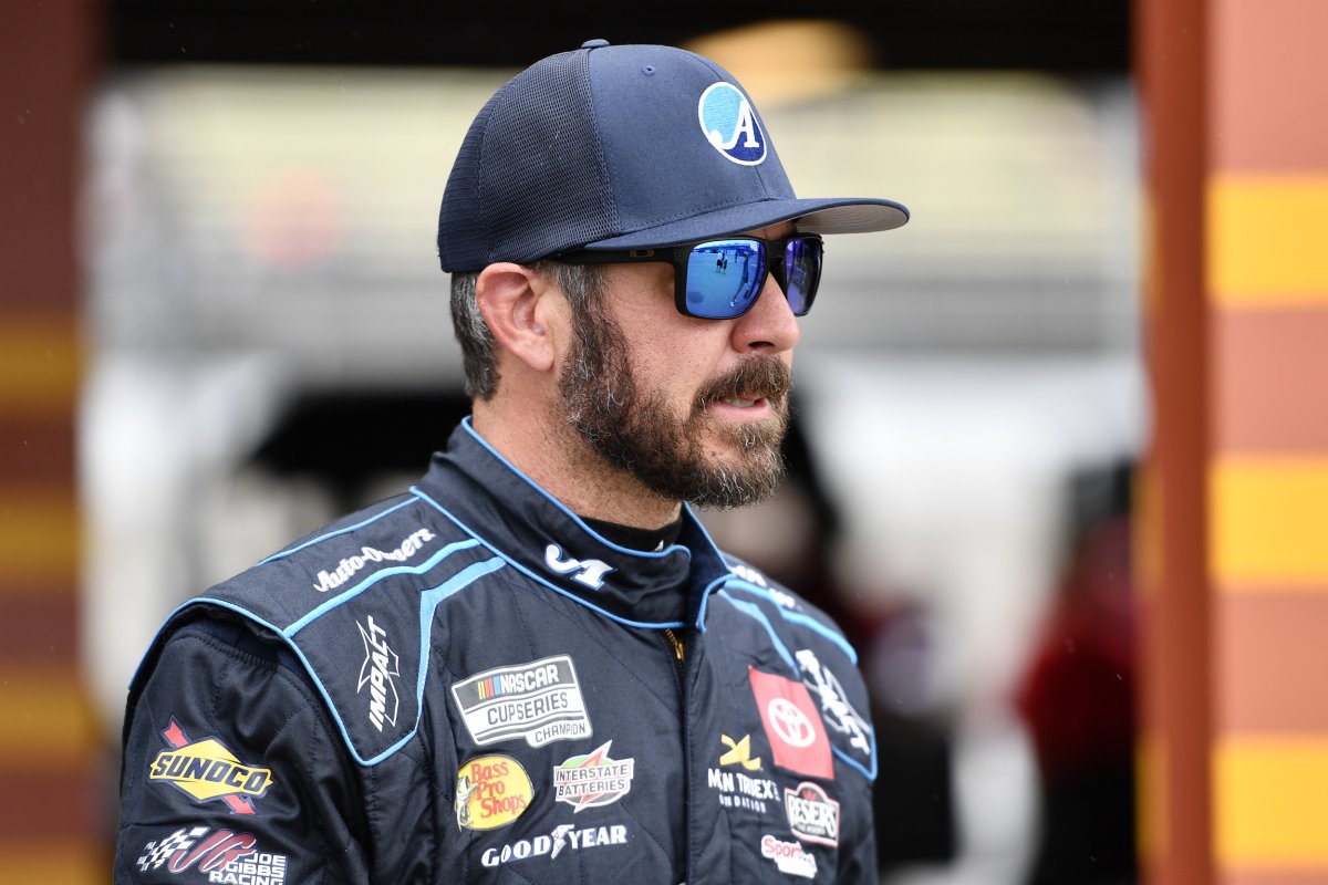 Berita Martin Truex Jr. Siap untuk Perpisahan yang Dramatis dengan NASCAR