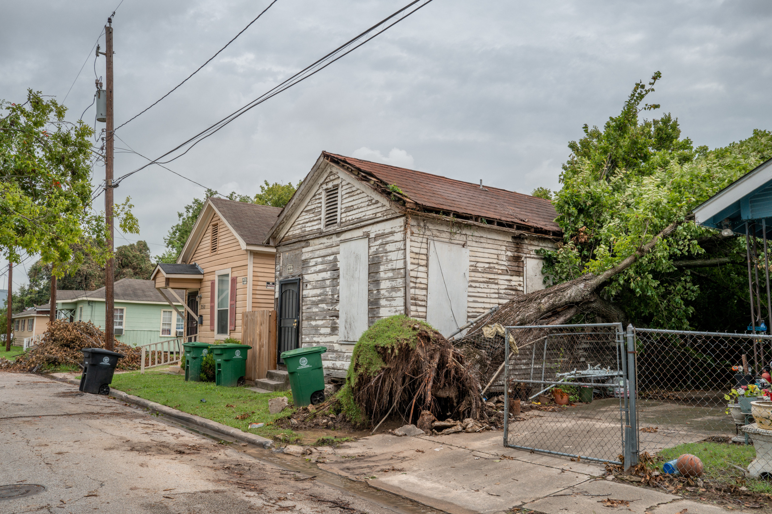 Texas home insurance problem worsens as insurer halts new policies