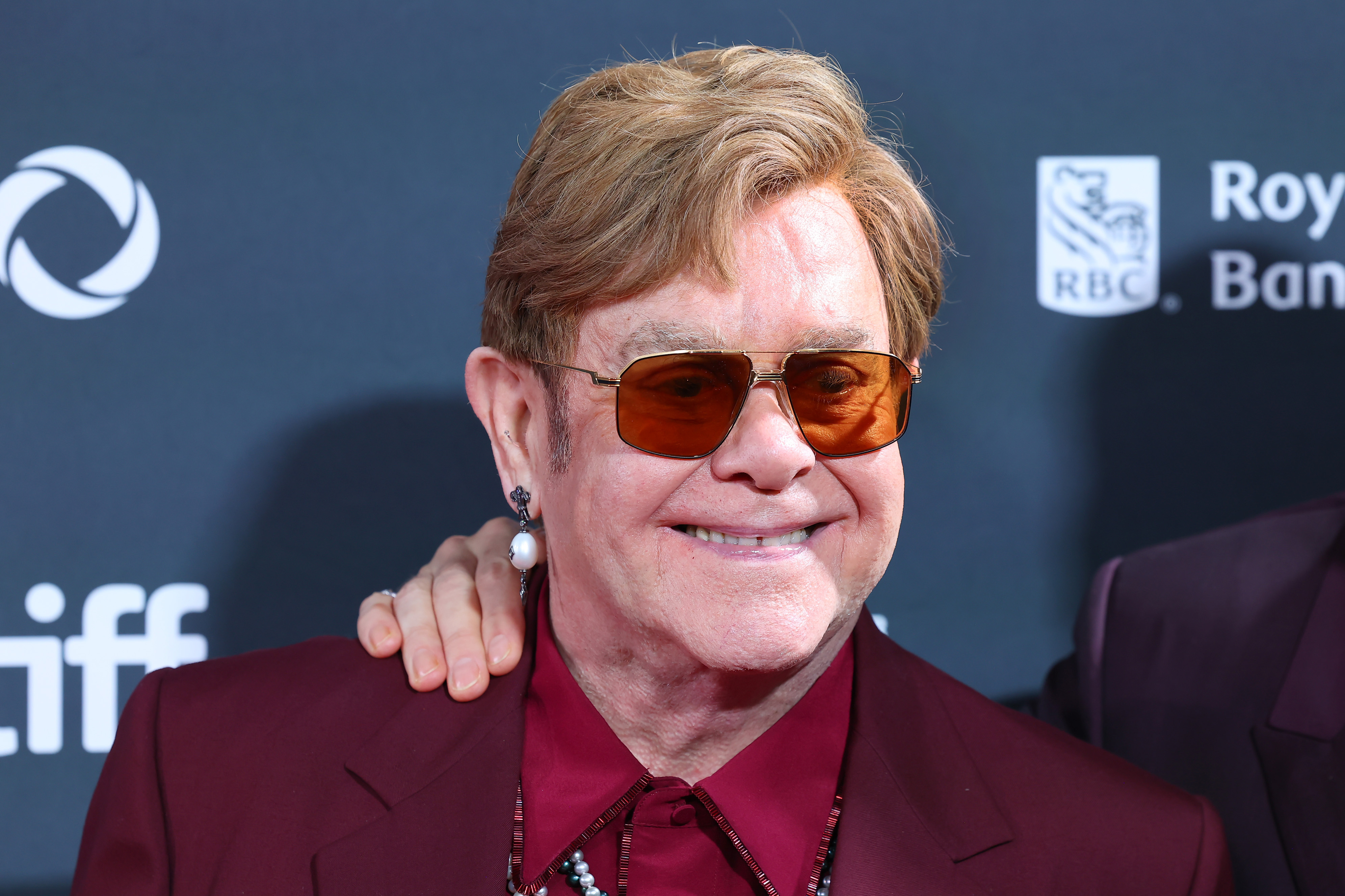 Elton John’s Plea: Let’s Choose Wisely in the 2024 Election!