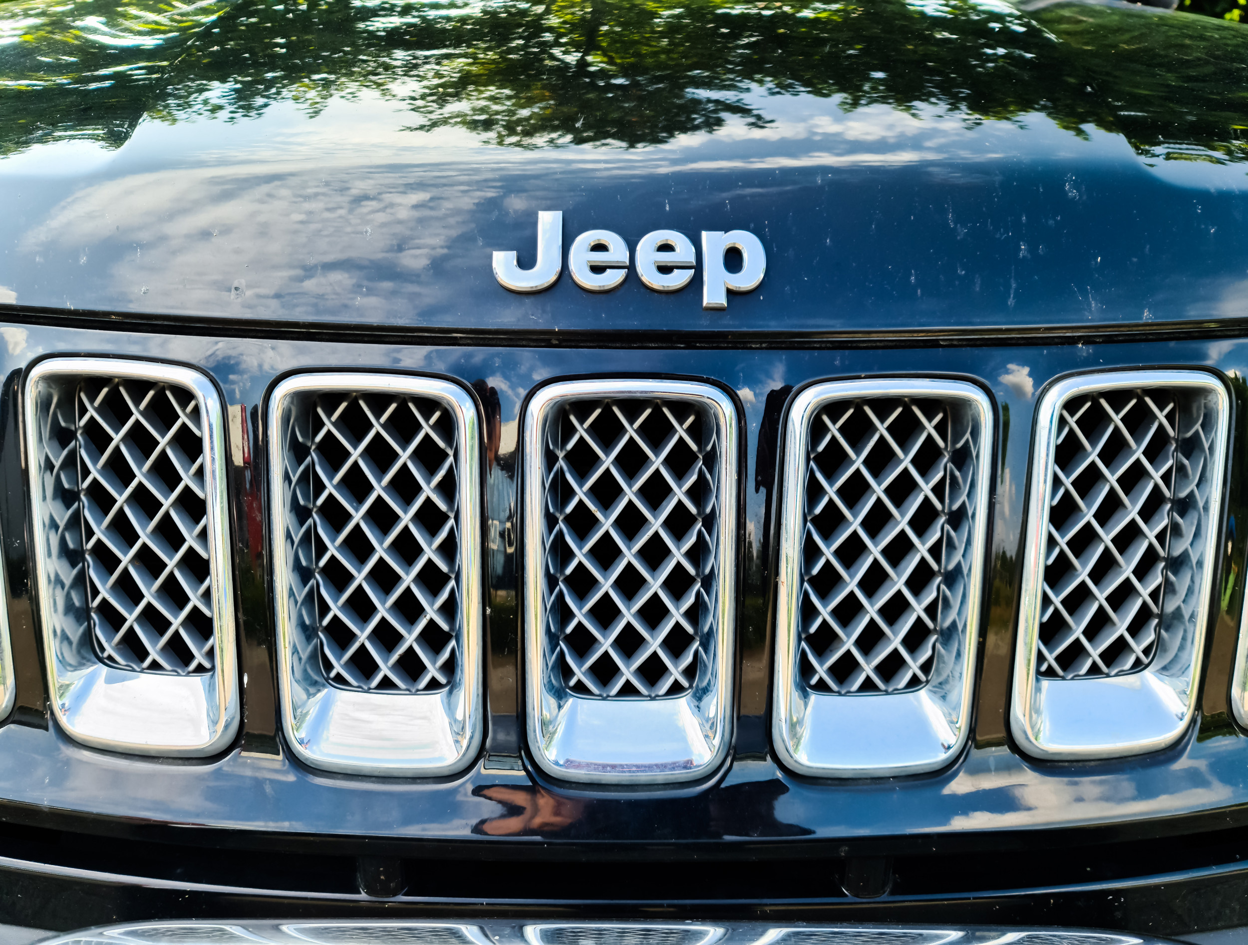 Jeep SUVs Investigated Over Reports They Can Catch Fire
