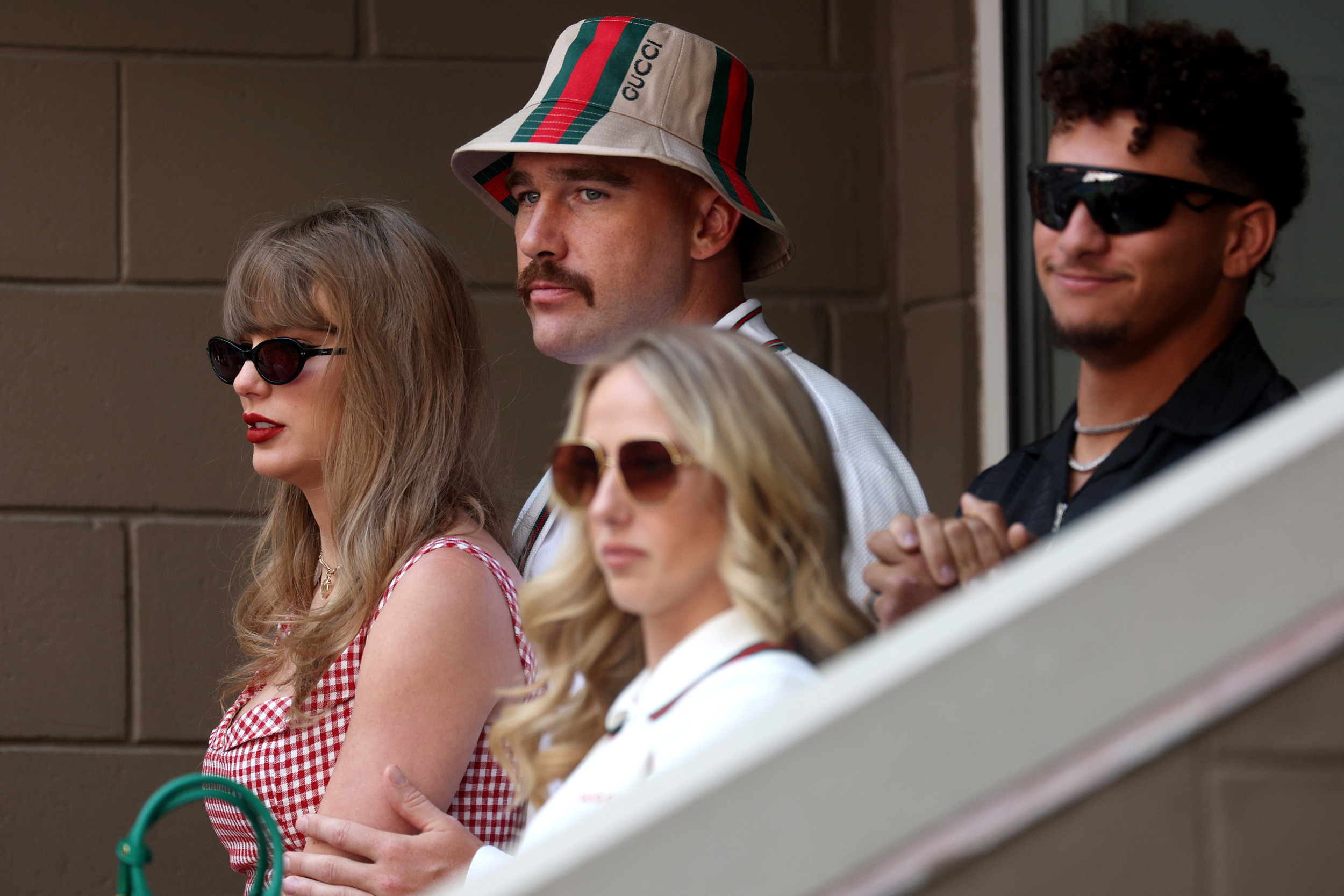 Taylor Swift, Travis Kelce do date night with Patrick and Brittany Mahomes