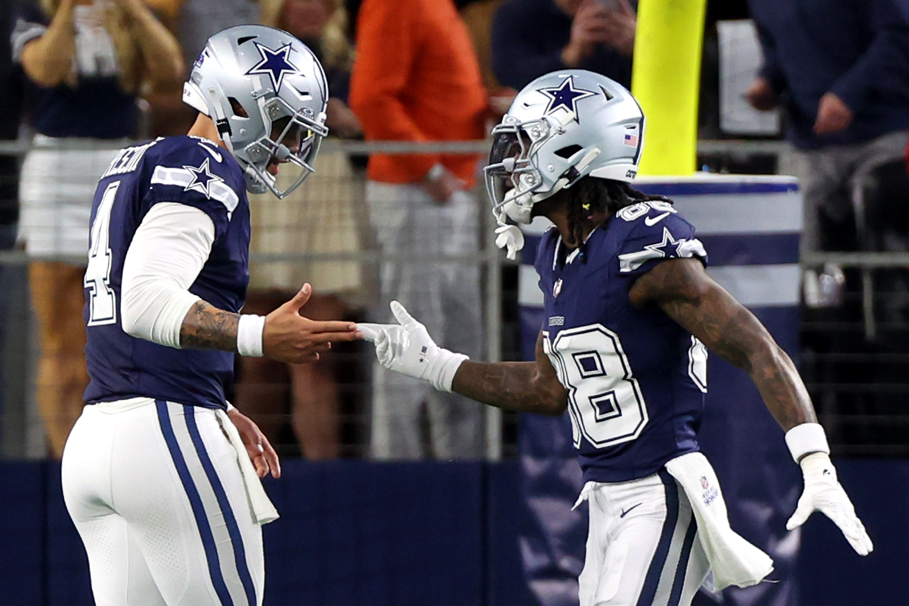 COWBOYS STAR POWER ⭐: Hollywood legend Matthew McConaughey stunned audiences when he declared live on air that the Dallas Cowboys are ‘the soul of Texas,’ praising Dak Prescott’s leadership and CeeDee Lamb’s rise as one of the NFL’s most unstoppable weapons. His emotional words lit up social media, leaving fans speechless and sparking fiery debates across America about whether the Cowboys are truly unmatched... - smp