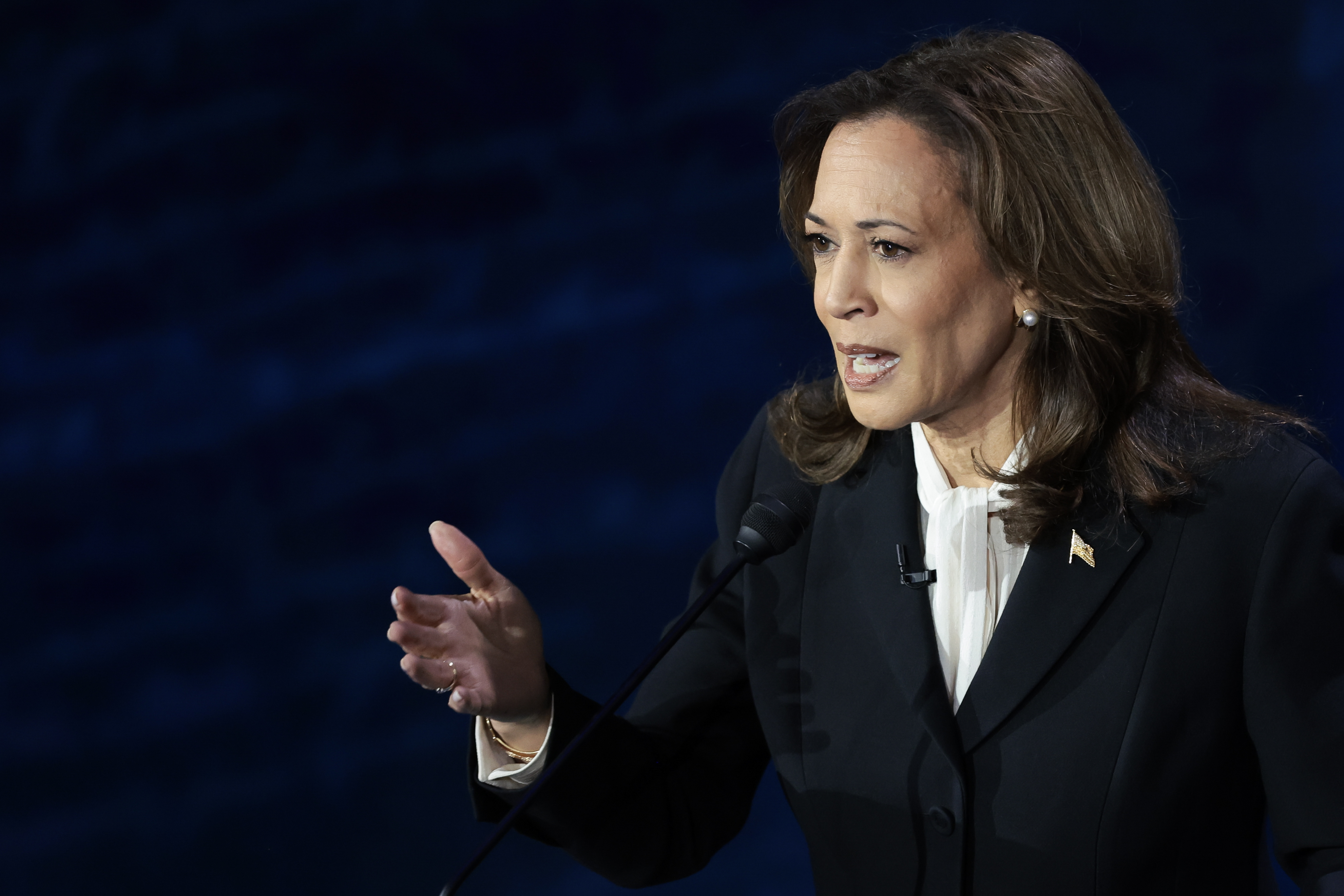 Kamala Harris Sees Betting Odds Flip In Her Favor After Donald Trump ...