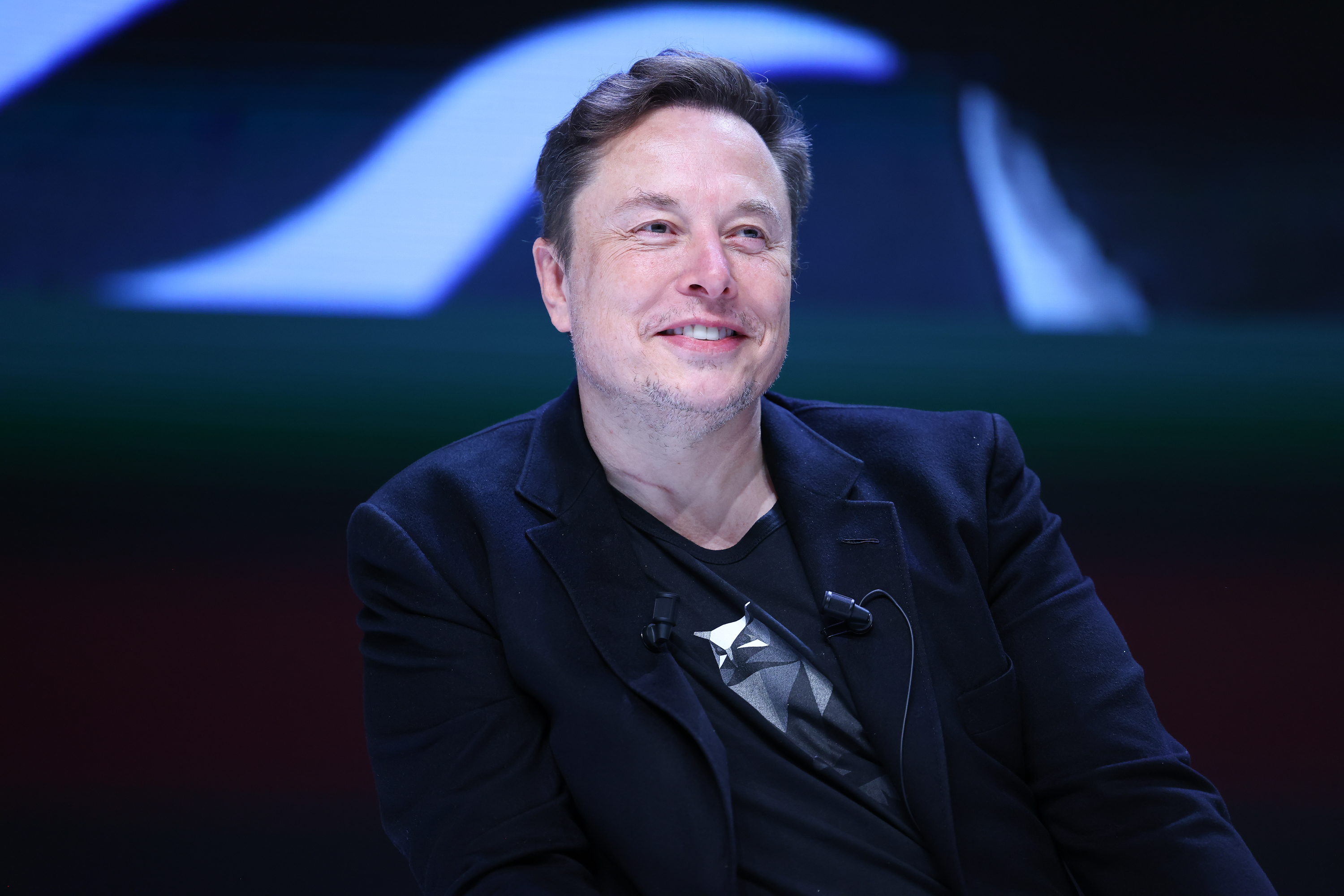 Elon Musk's Response to Taylor Swift Backing Kamala Harris Branded 'Creepy'