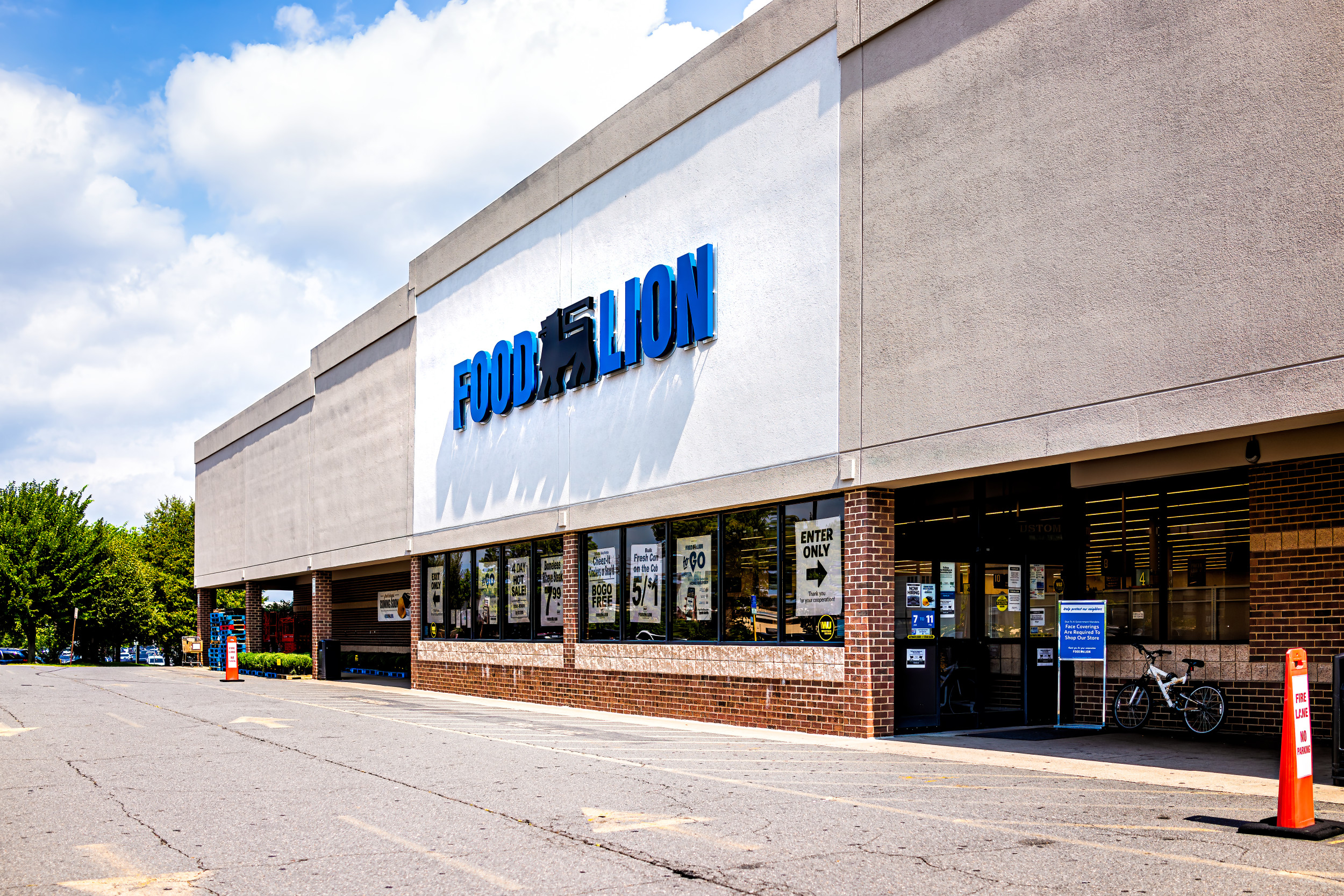 Man’s body found in Food Lion freezer