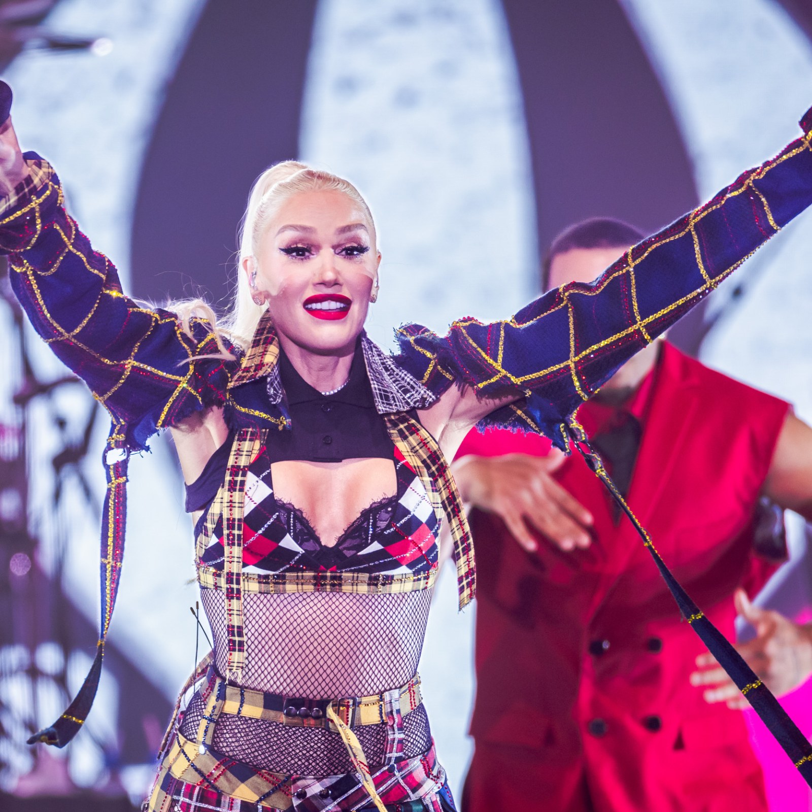 Gwen Stefani Proves She's 'Still Got It' After Releasing Sneak Peek of New Music - Newsweek