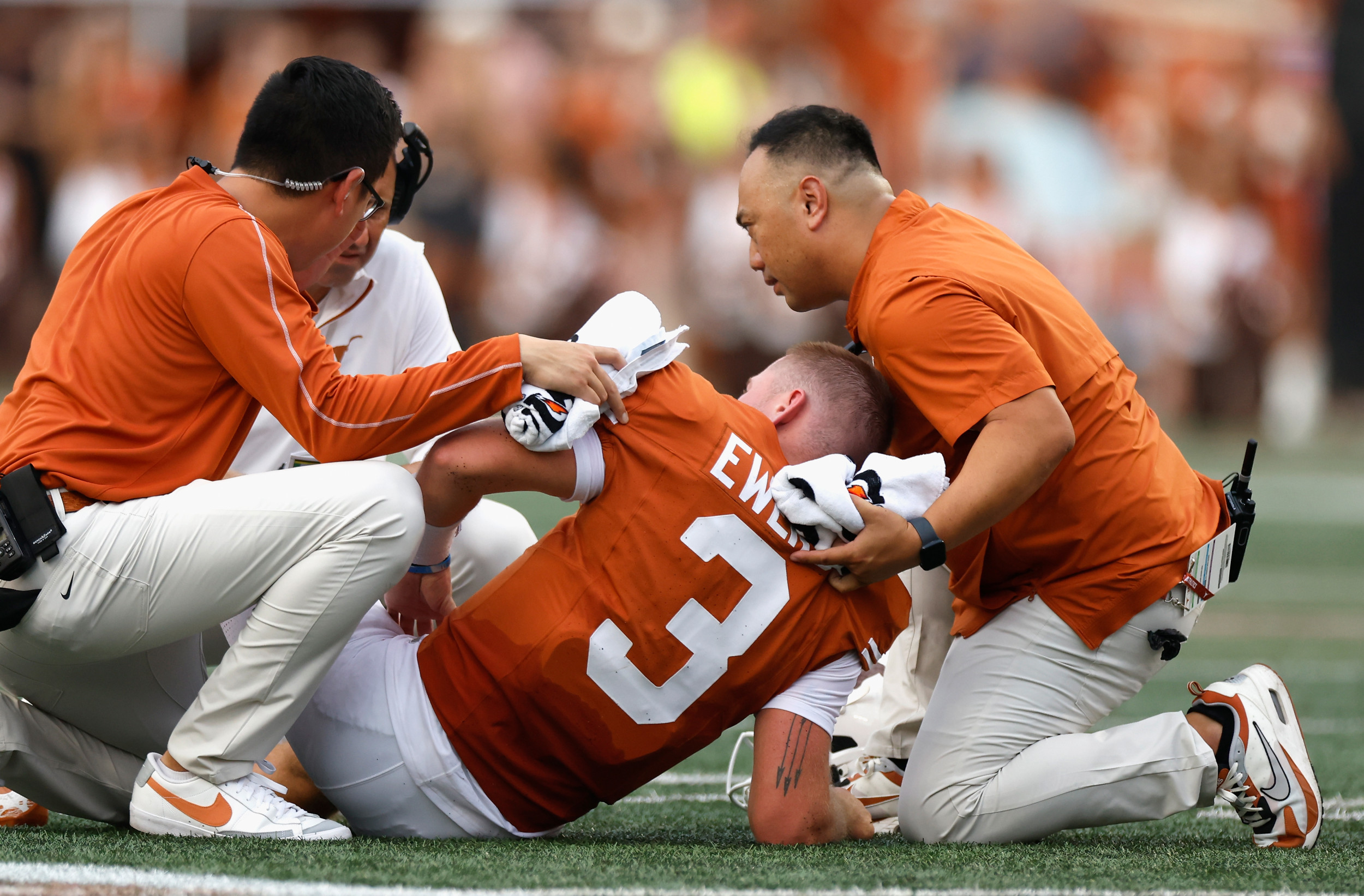 Texas Football Star QB Quinn Ewers' Injury Status Revealed - Newsweek