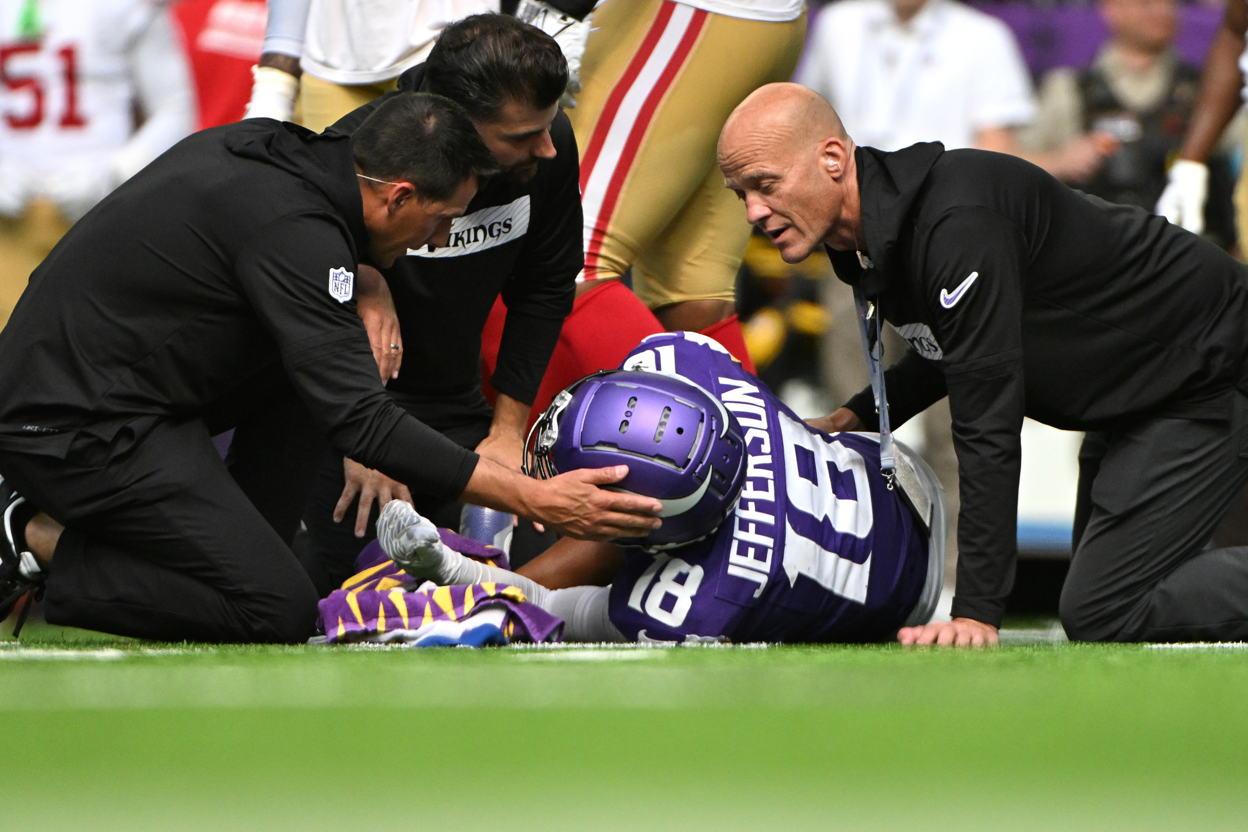 Vikings’ Justin Jefferson gives injury update after leaving game against 49ers