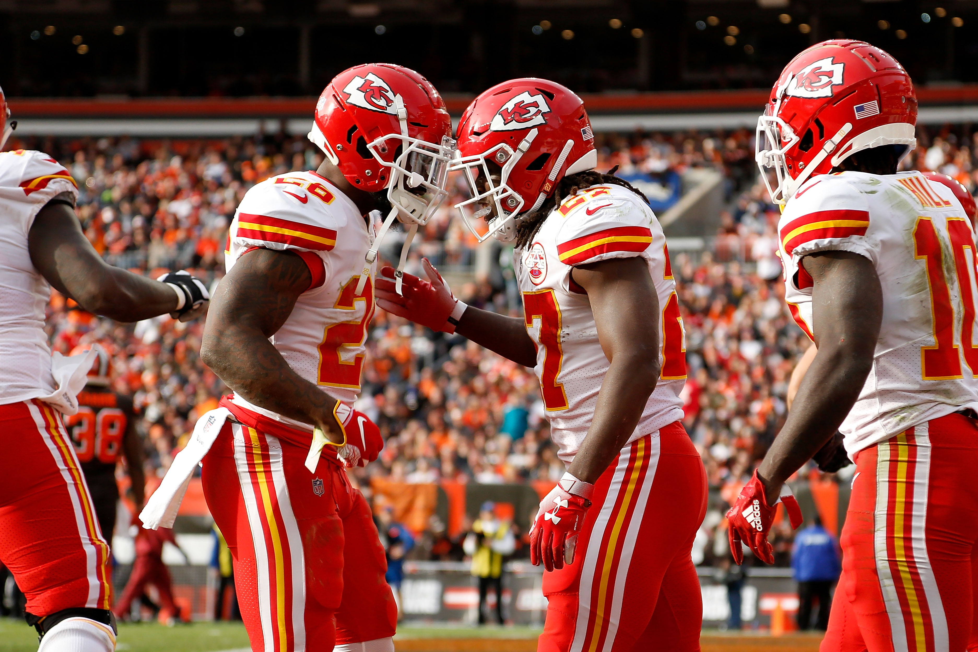 Chiefs Consider Kareem Hunt After Pacheco Injury