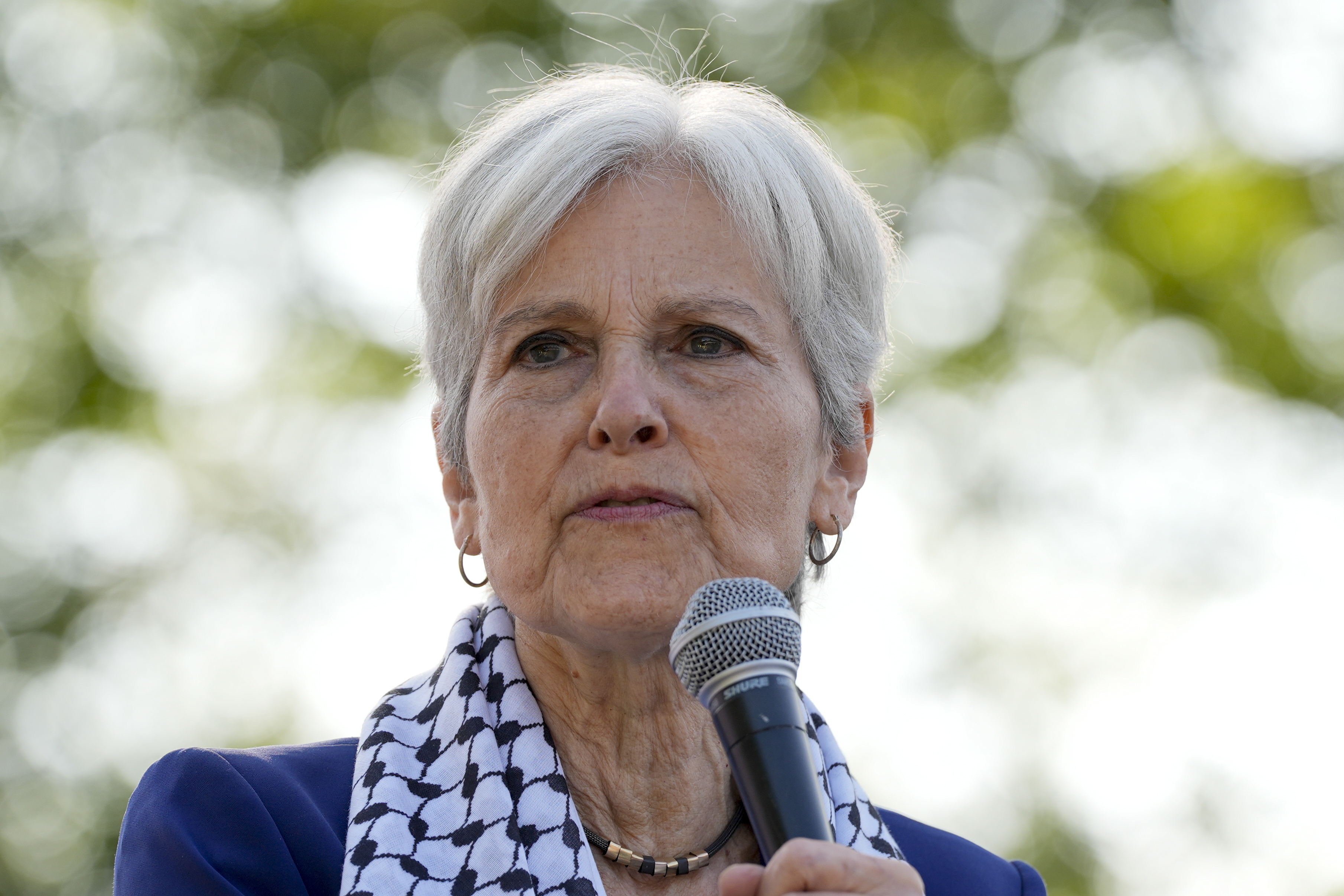 Jill Stein Refuses to Label Putin War Criminal