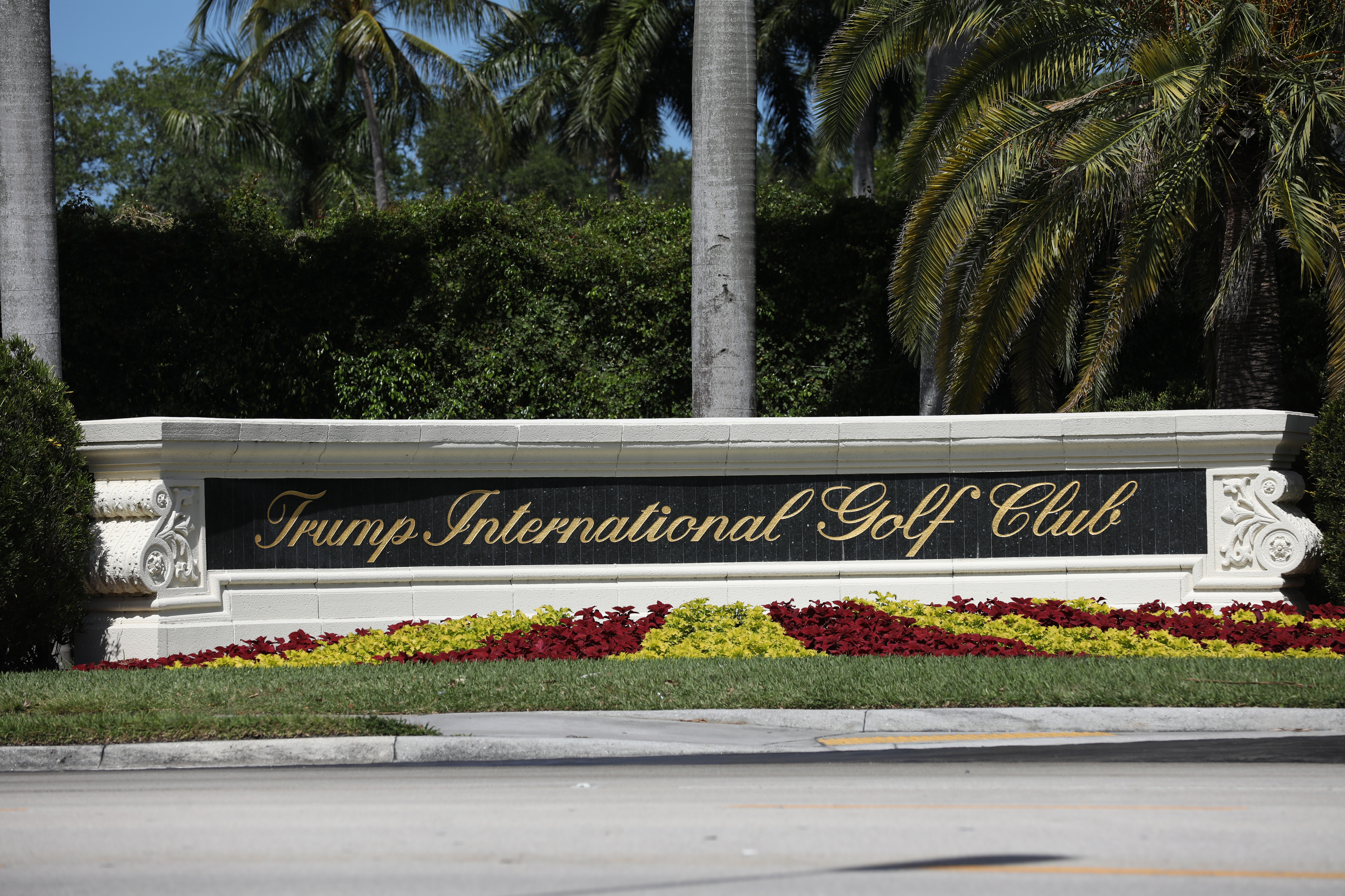 Florida Woman Confesses to Bomb Threats at Trump Golf Course and Hotel