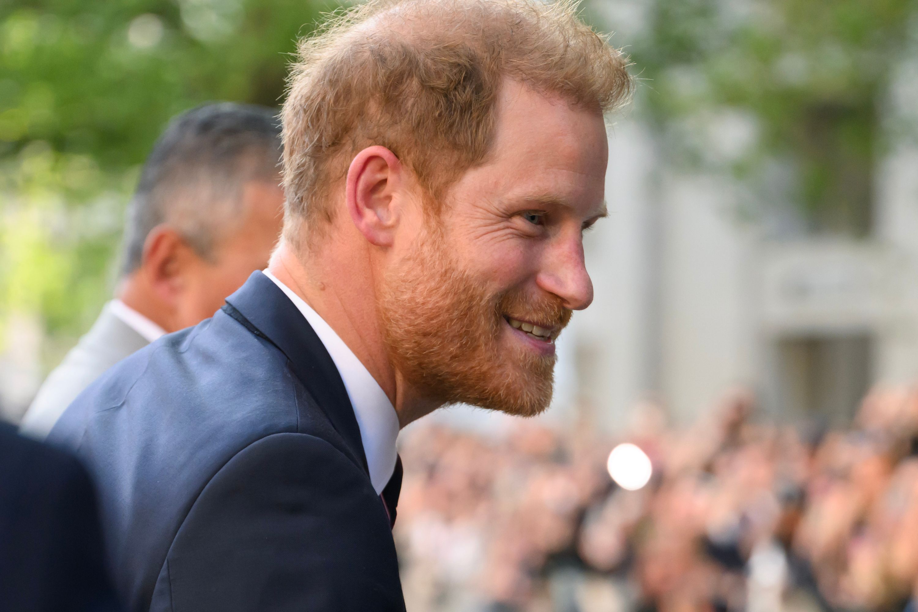 Viral Reactions: Prince Harry’s Anticipated Return to the UK