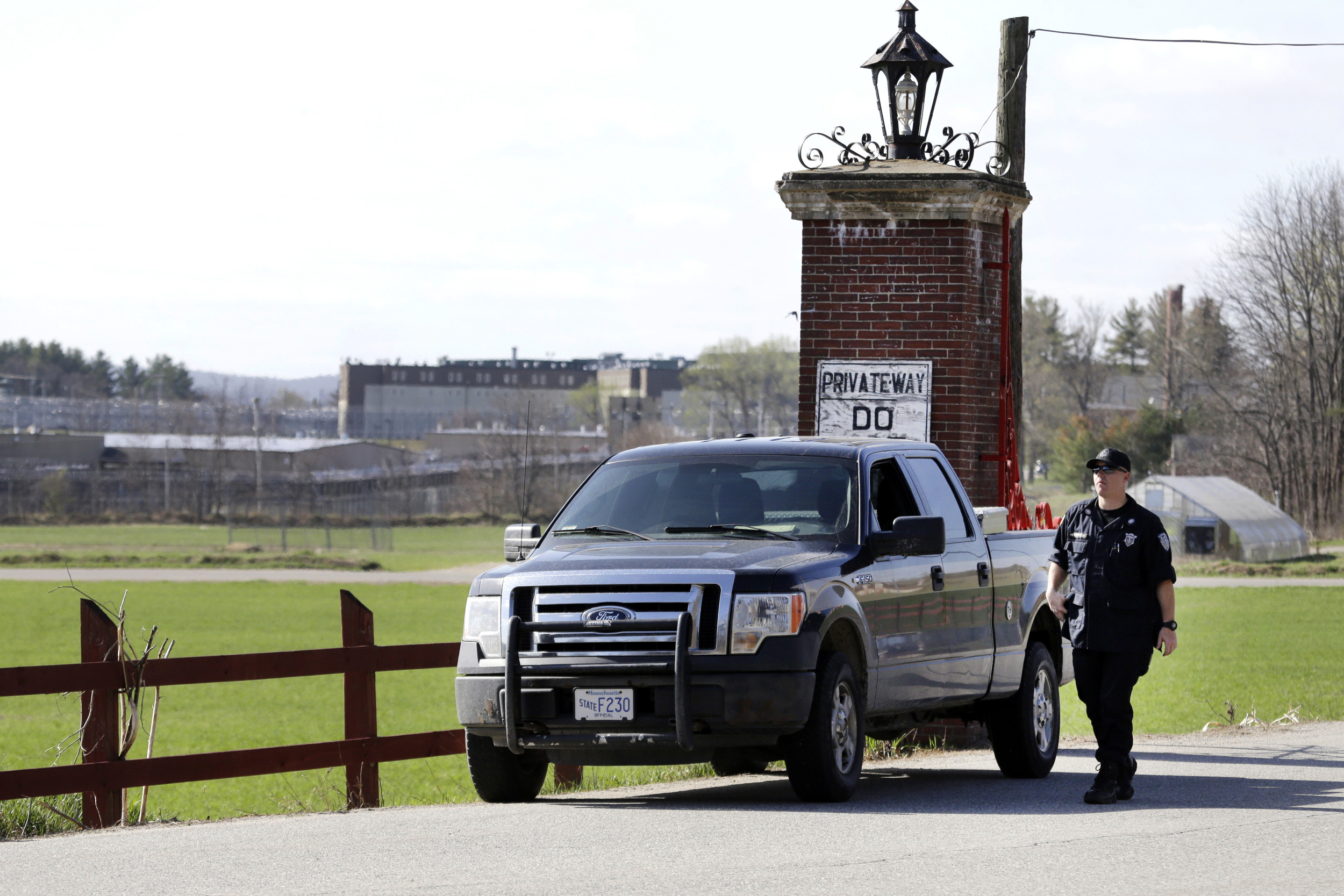 Two Officers Stabbed by Inmates, 3 Injured at Massachusetts Prison Two Officers Stabbed by Inmates, 3 Injured at Massachusetts Prison