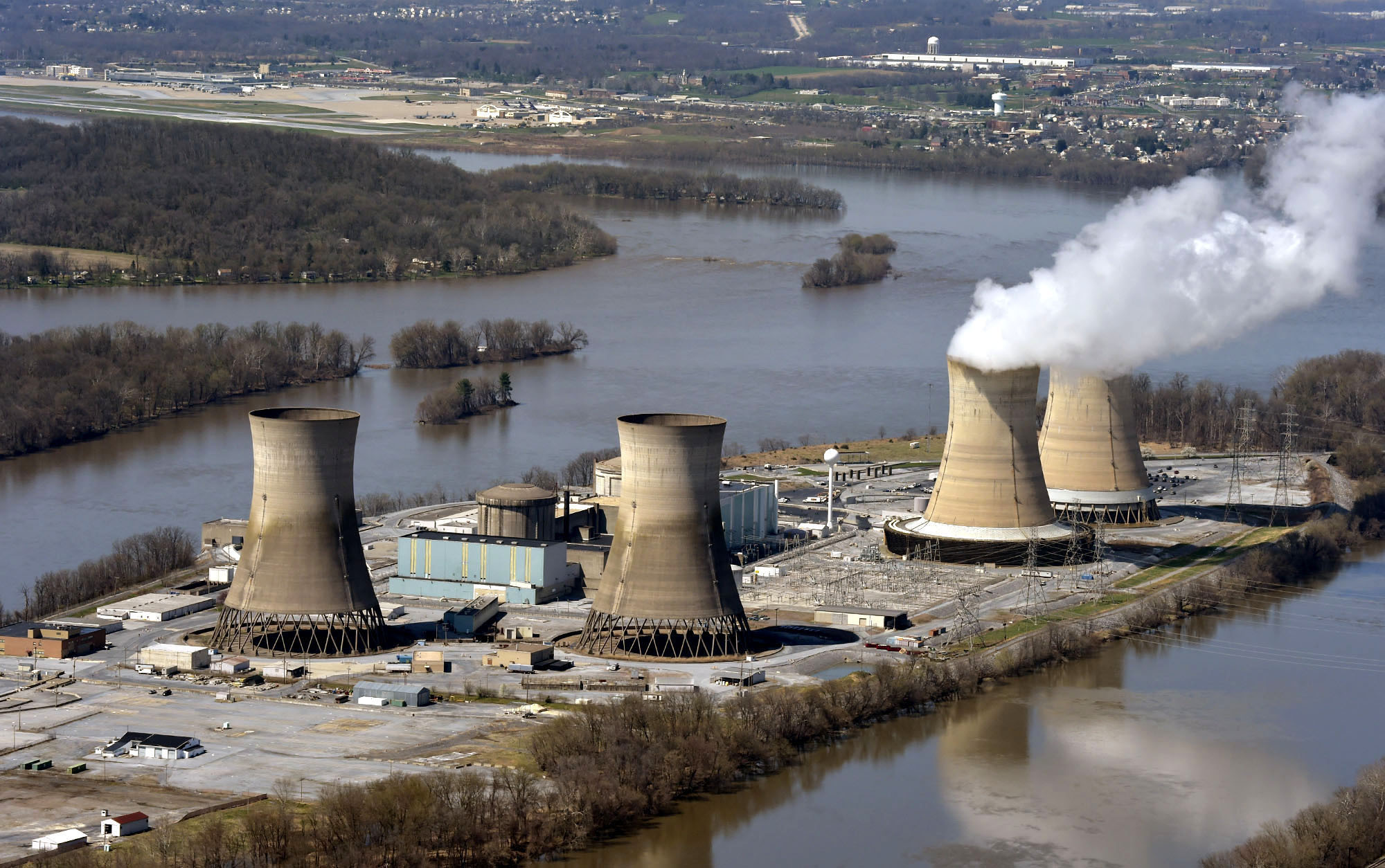 Three Mile Island Nuclear Plant Gets Lifeline Newsweek