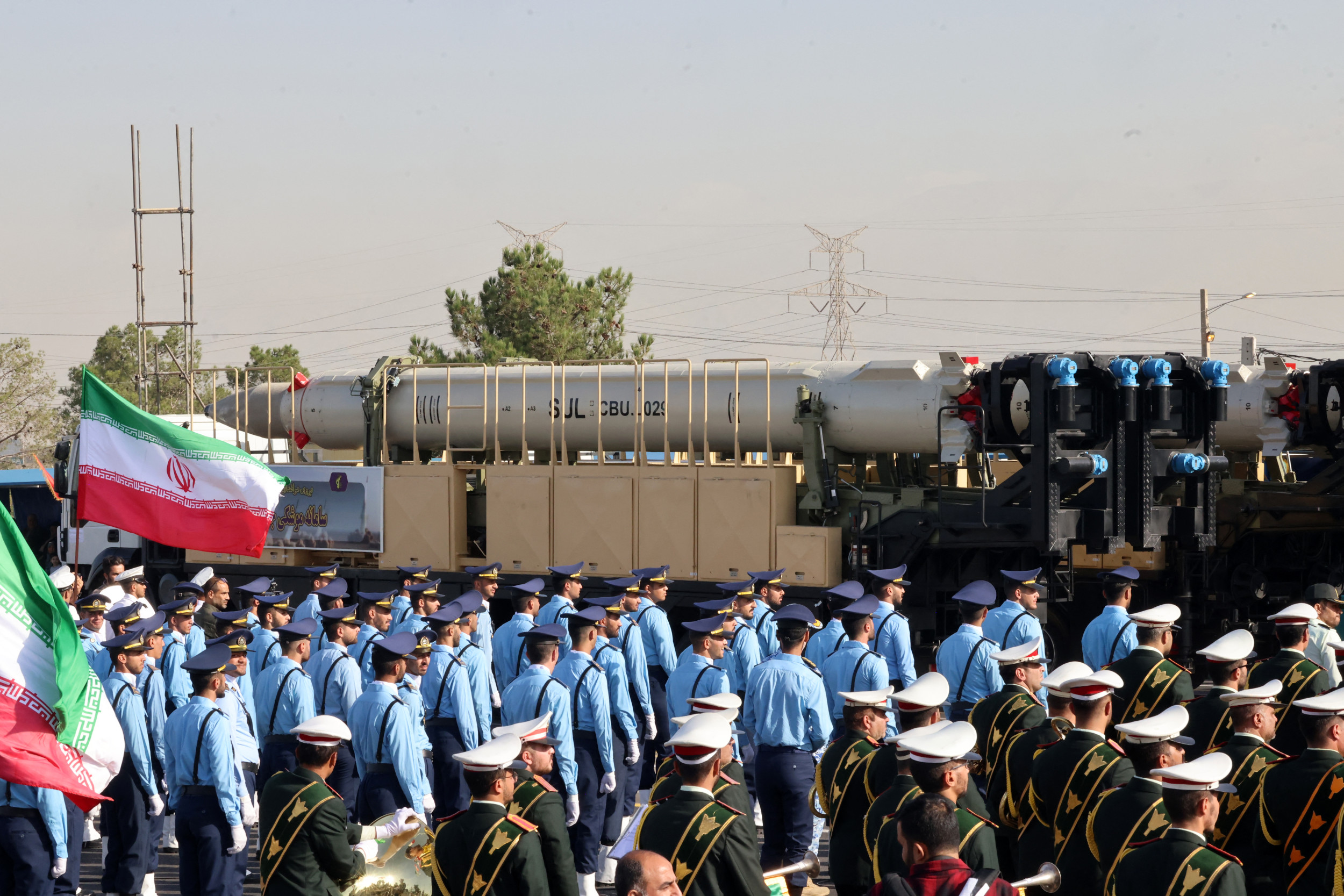 Iran Unveils New ‘Jihad’ Missile Amid Rising Middle East Tensions