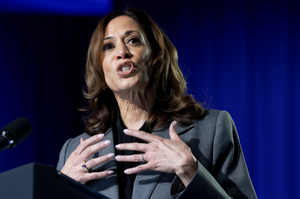 Kamala Harris Minnesota poll
