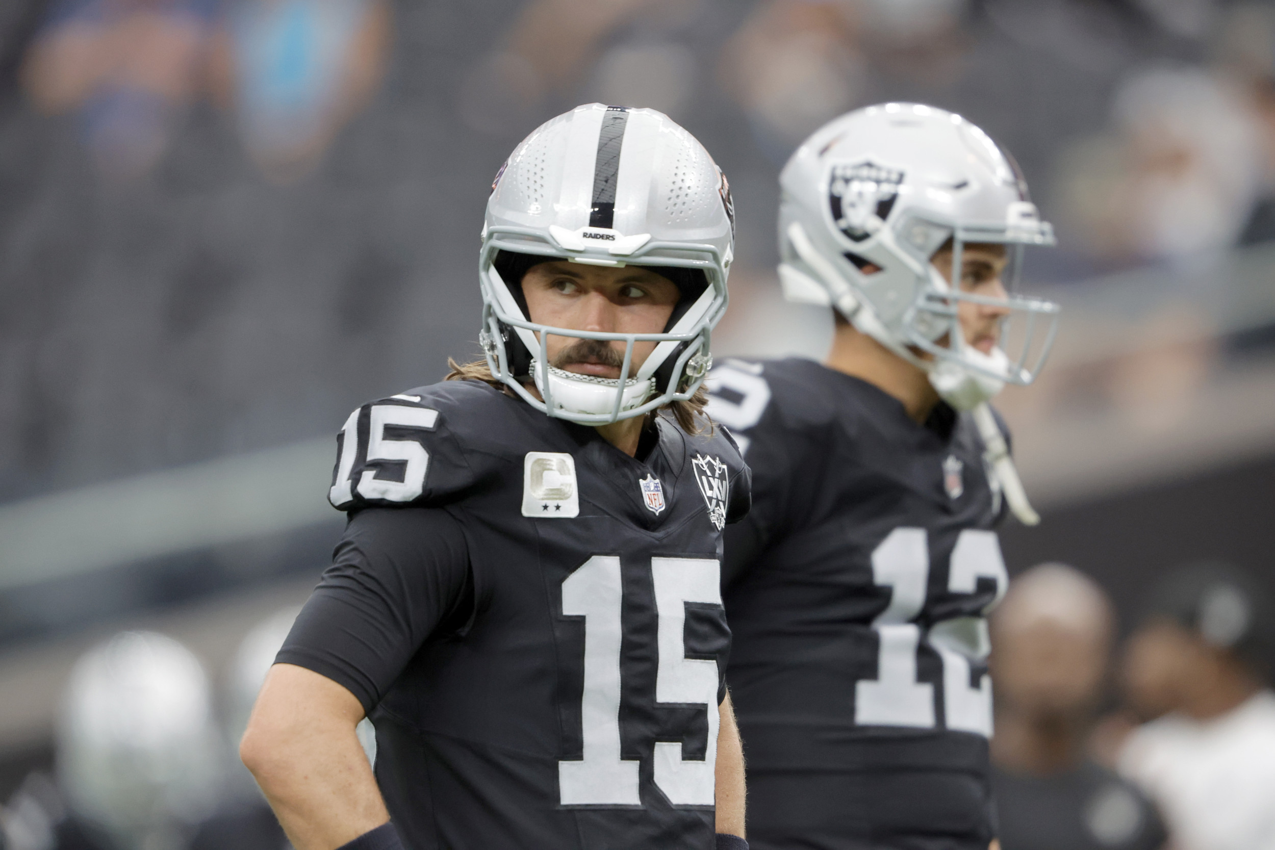 Raiders Update: Coach Antonio Pierce Uncertain About Future Starting QB