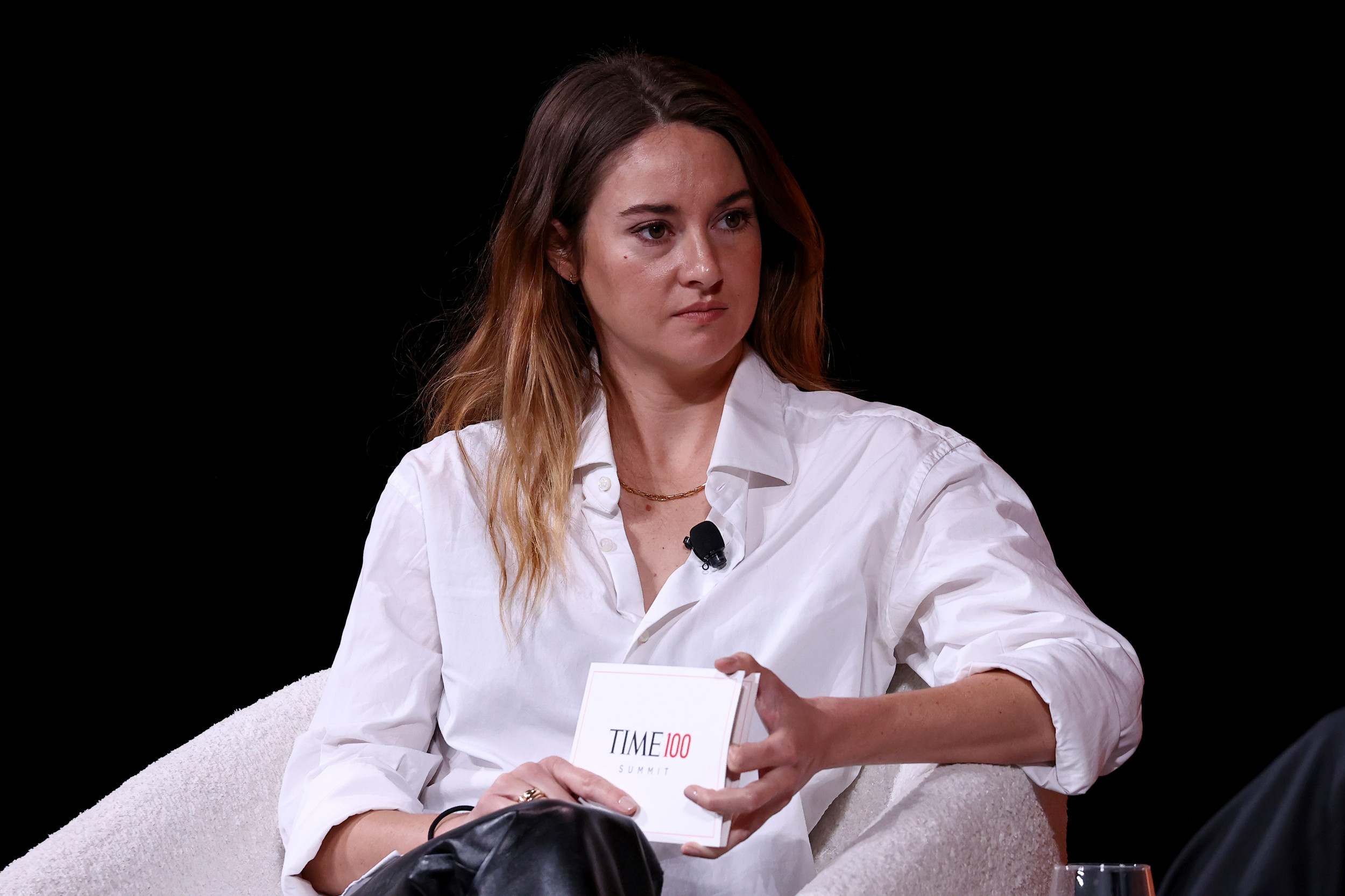Shailene Woodley Reveals Hearing Loss During Mystery Health Issues Shailene Woodley Reveals Hearing Loss During Mystery Health Issues