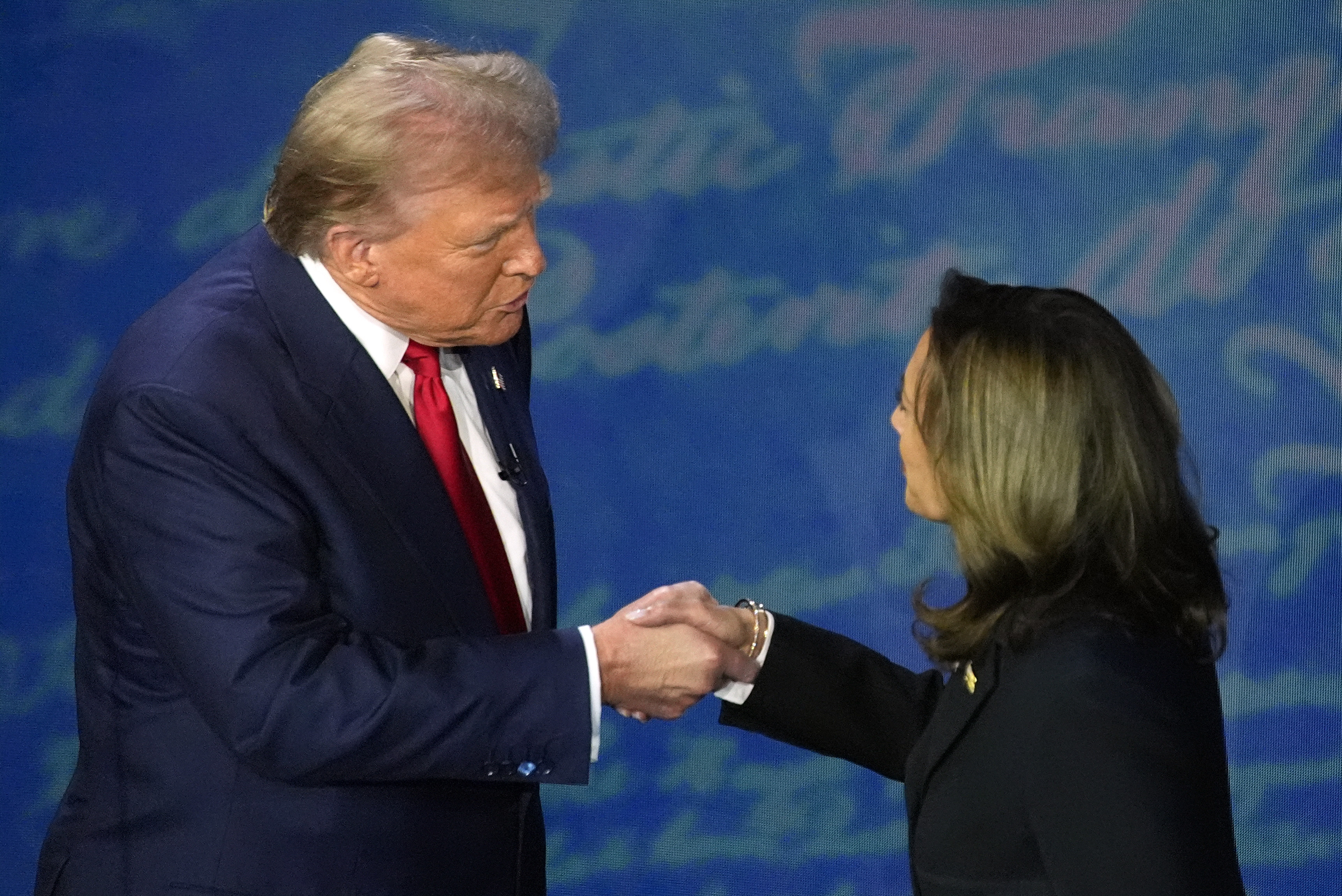 Trump’s Team Says Immigrants Oppose Harris’ Amnesty Policies