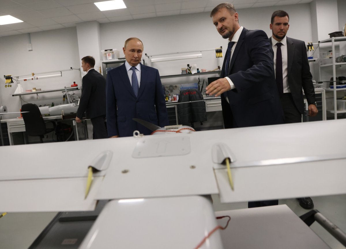 Putin Visits Drone Factory in Saint Petersburg