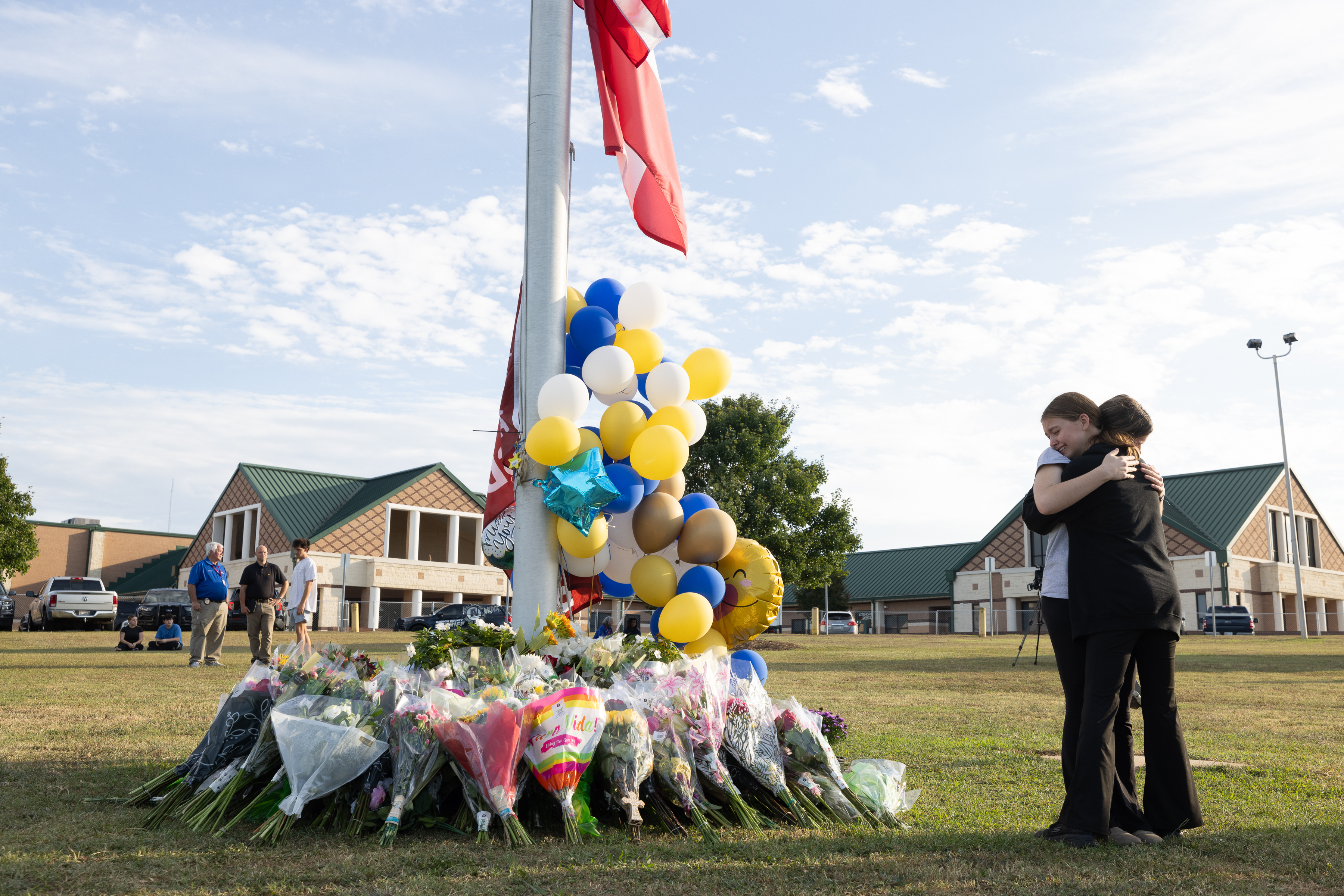 Georgia Mass Shooting Update As Colt Gray's Father Colin Gray Enters ...