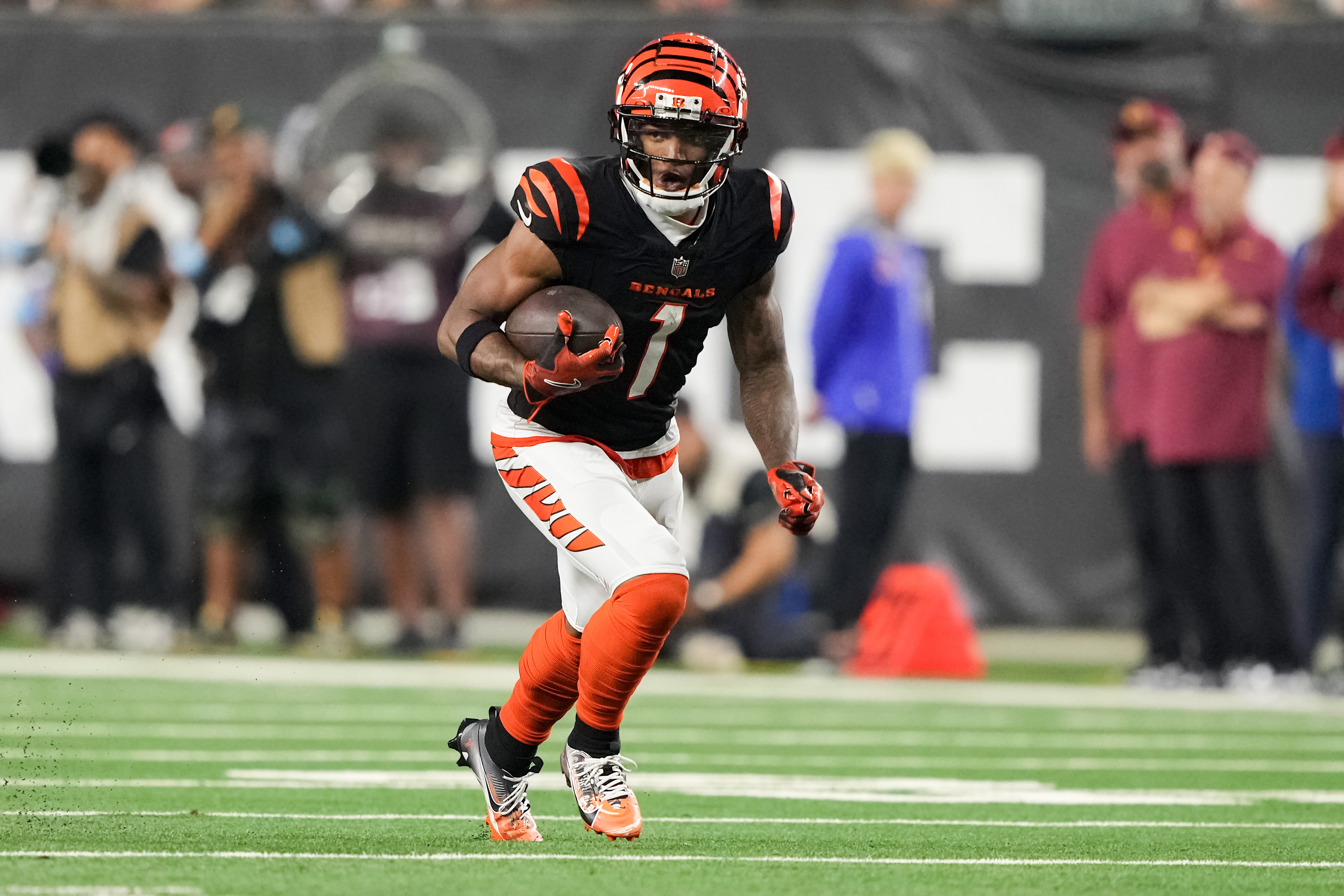 Ja'Marr Chase Returns to Full Practice for Bengals