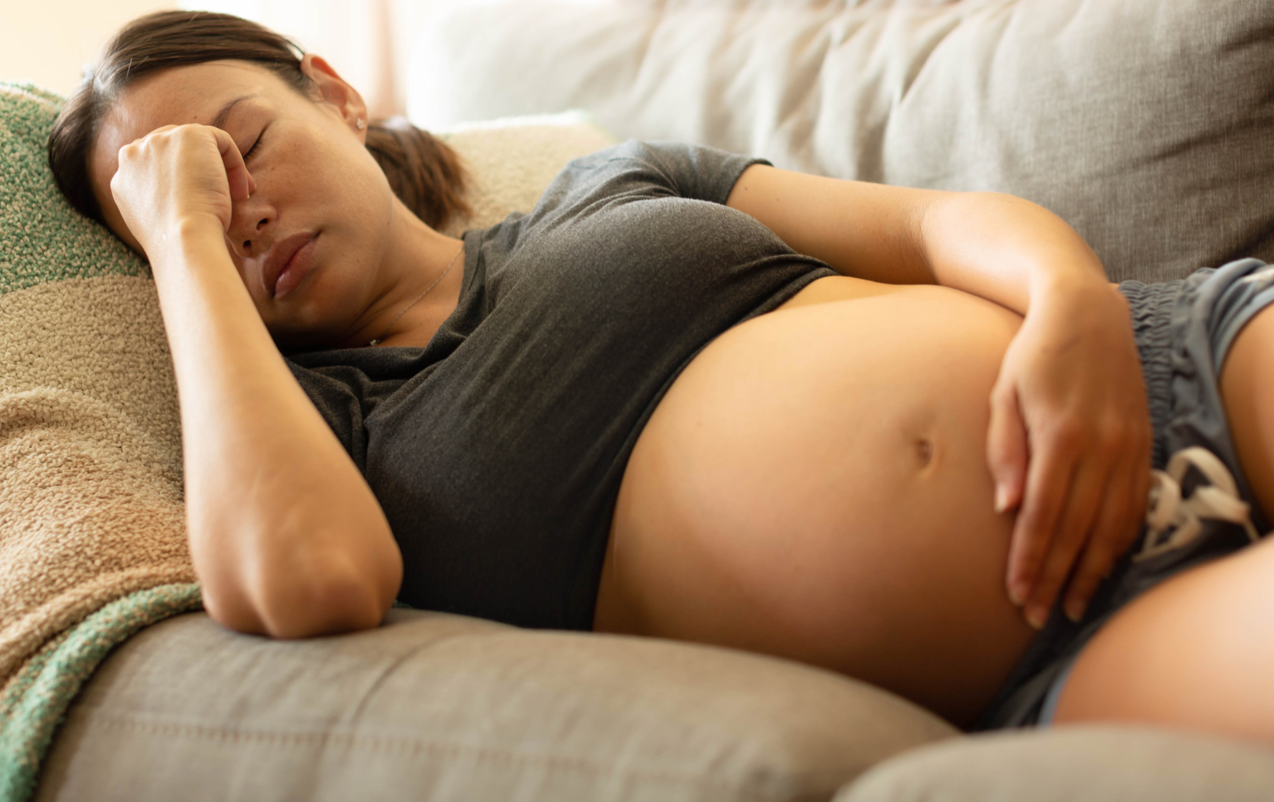 Study Links Short Sleep in Pregnancy to Developmental Delays