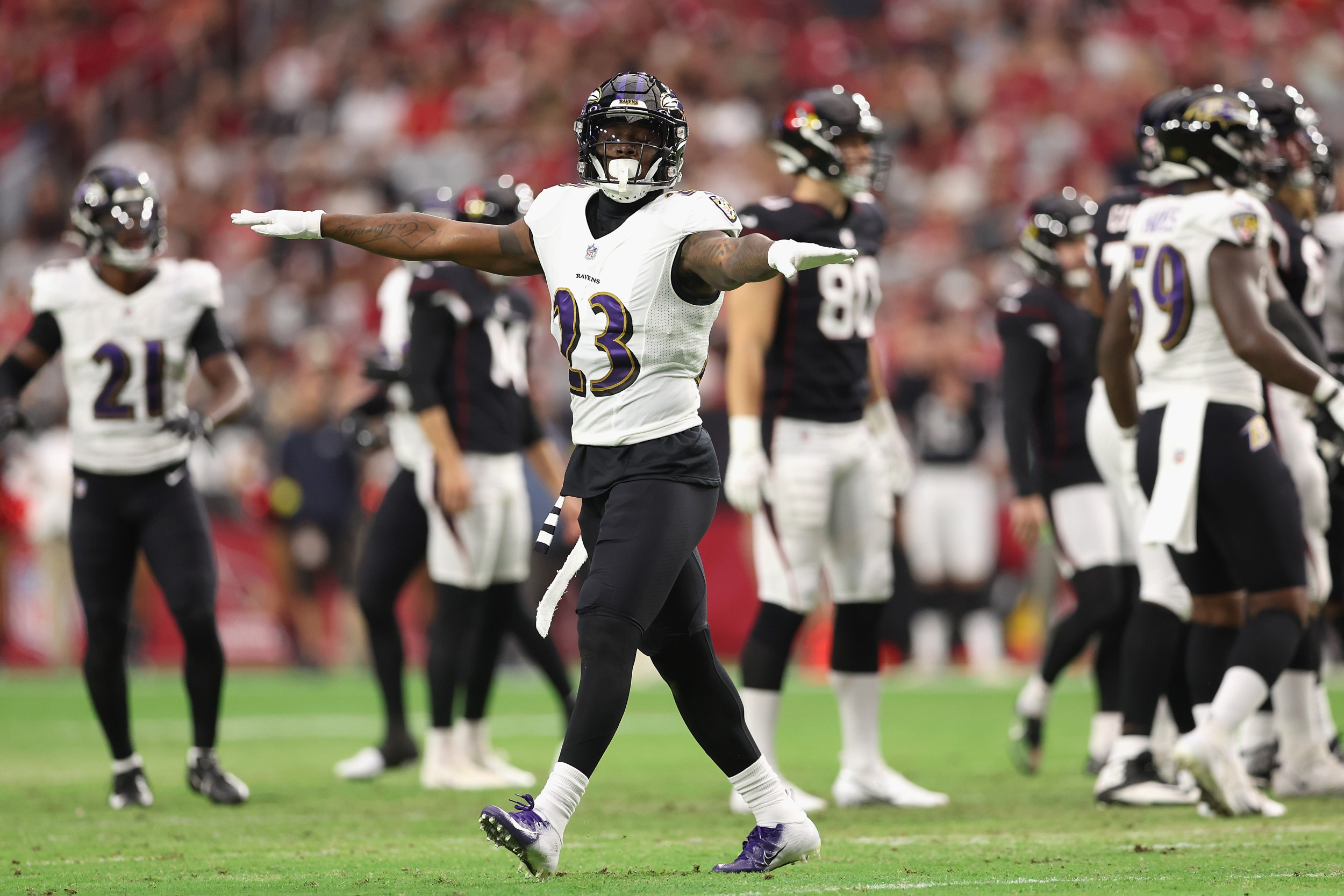 Chargers Bolster Secondary, Add Veteran Safety to Active Roster