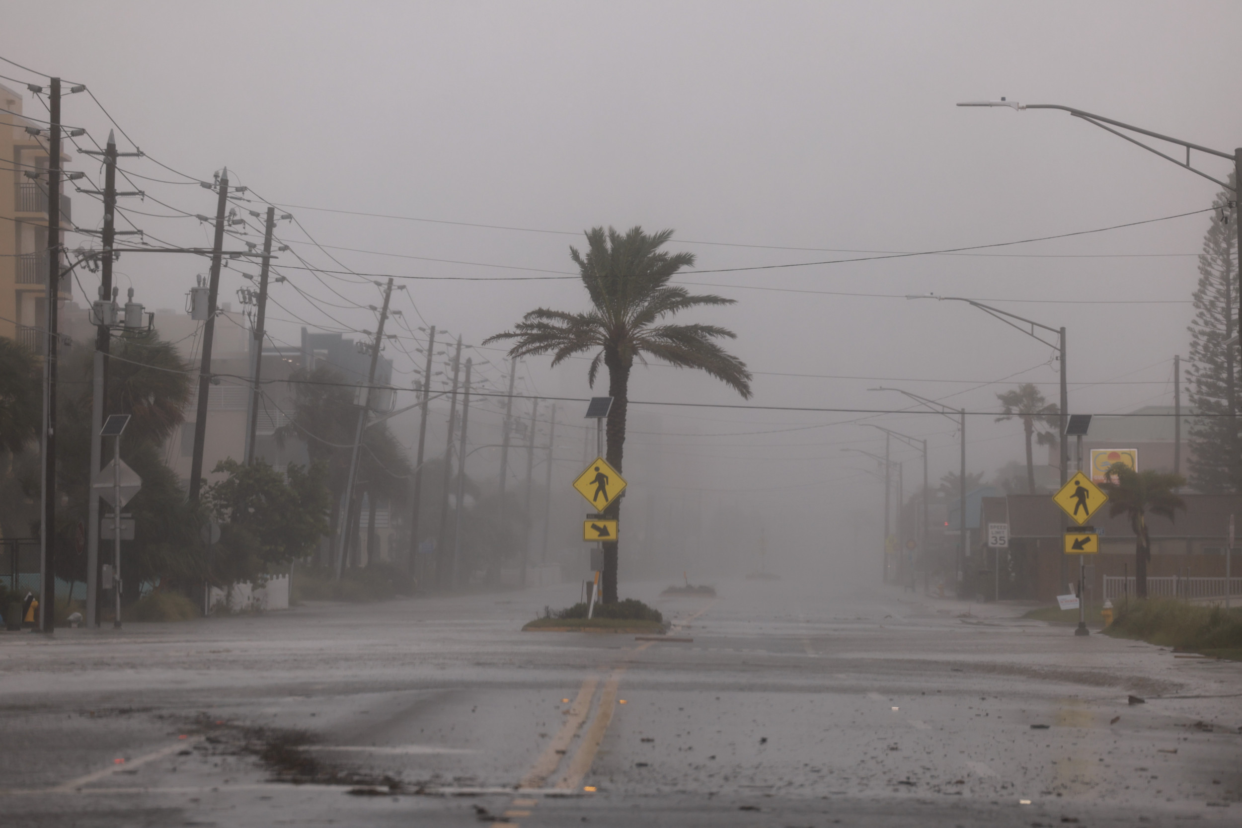 Trump golf course faces dual threat from Hurricane Helene