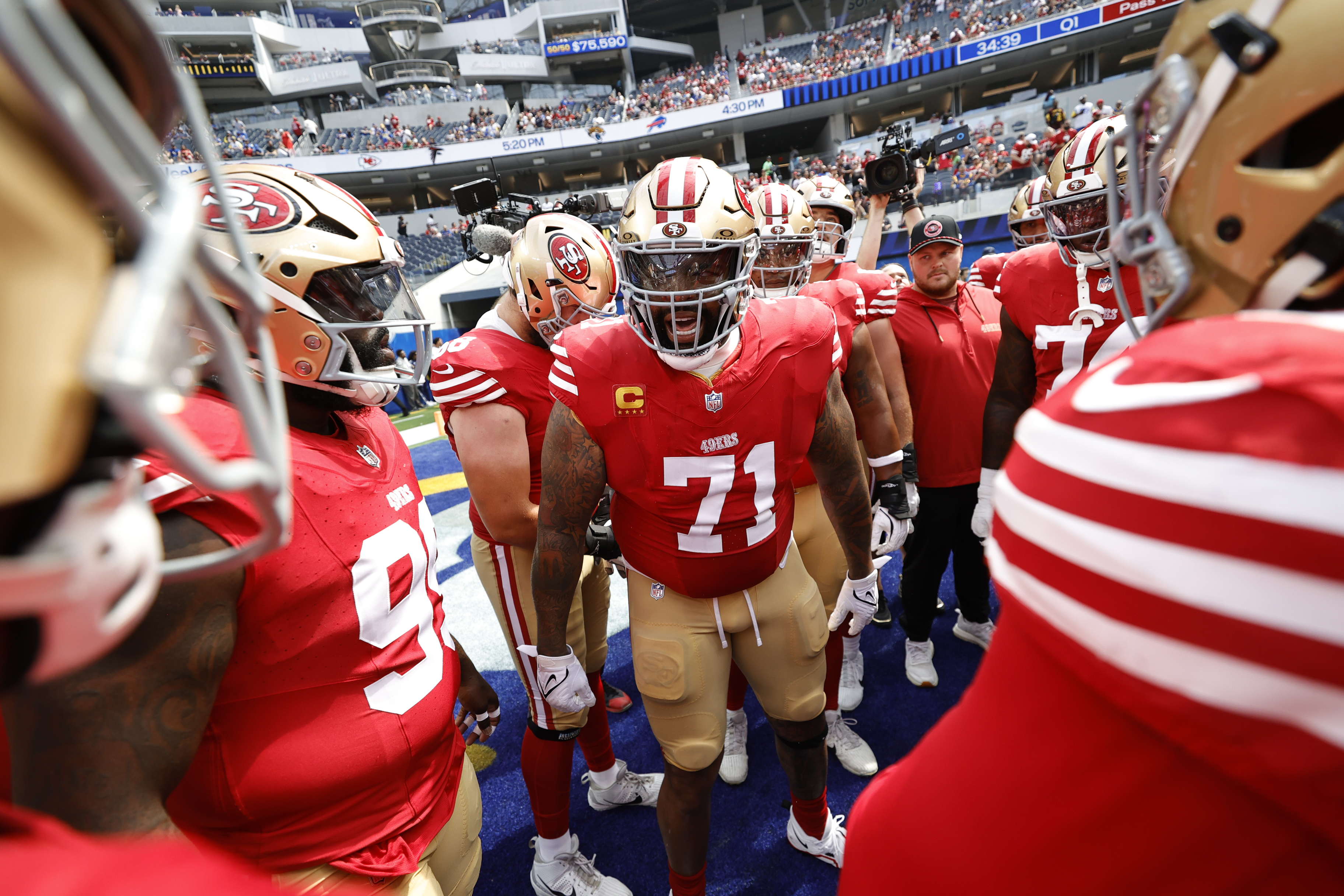 Trent Williams Ejected in Tense 49ers vs. Chiefs Game