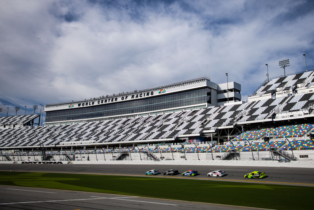 NASCAR Cup Playoffs Begin at Kansas Speedway