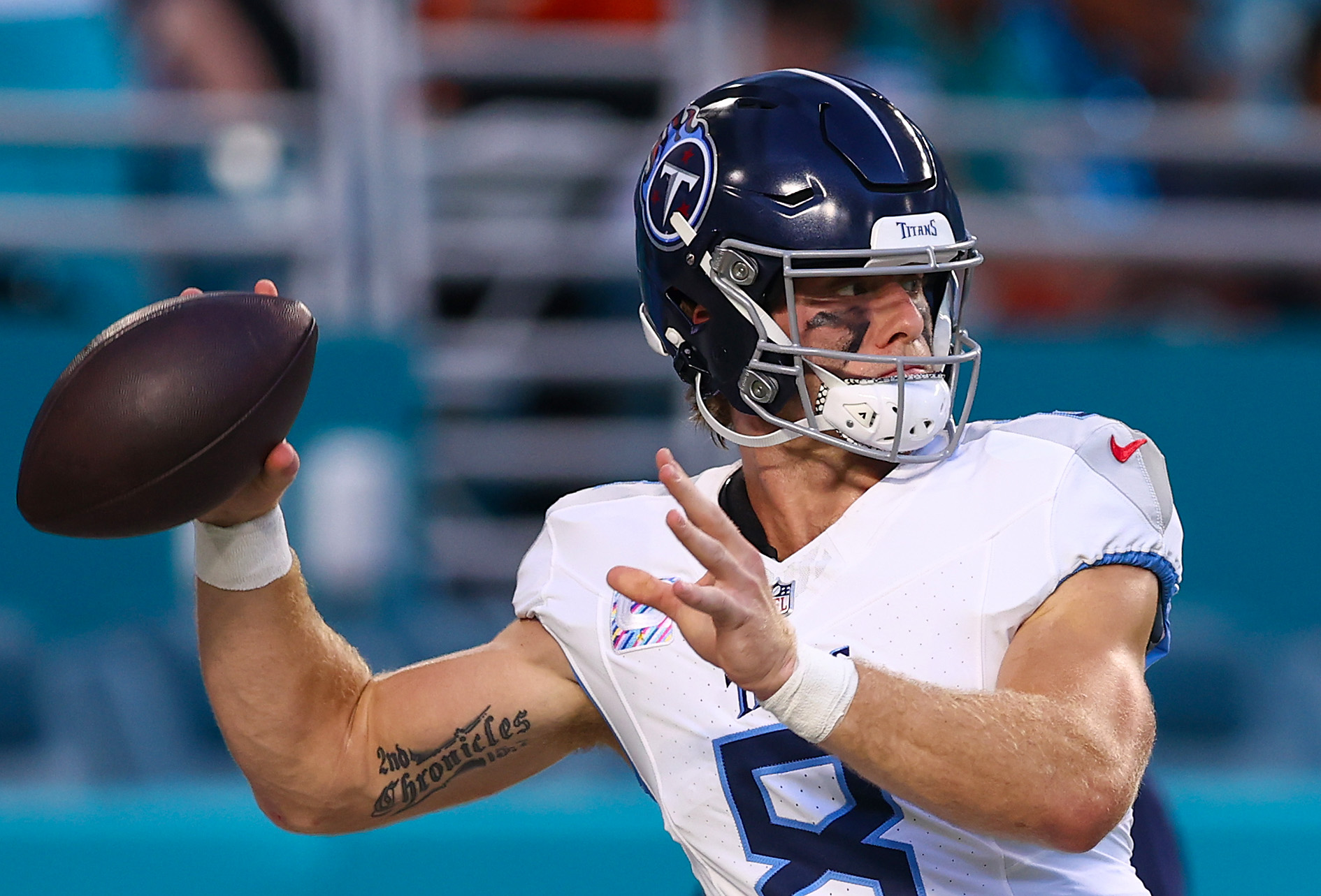 Titans QB Will Levis leaves MNF against Dolphins with injury