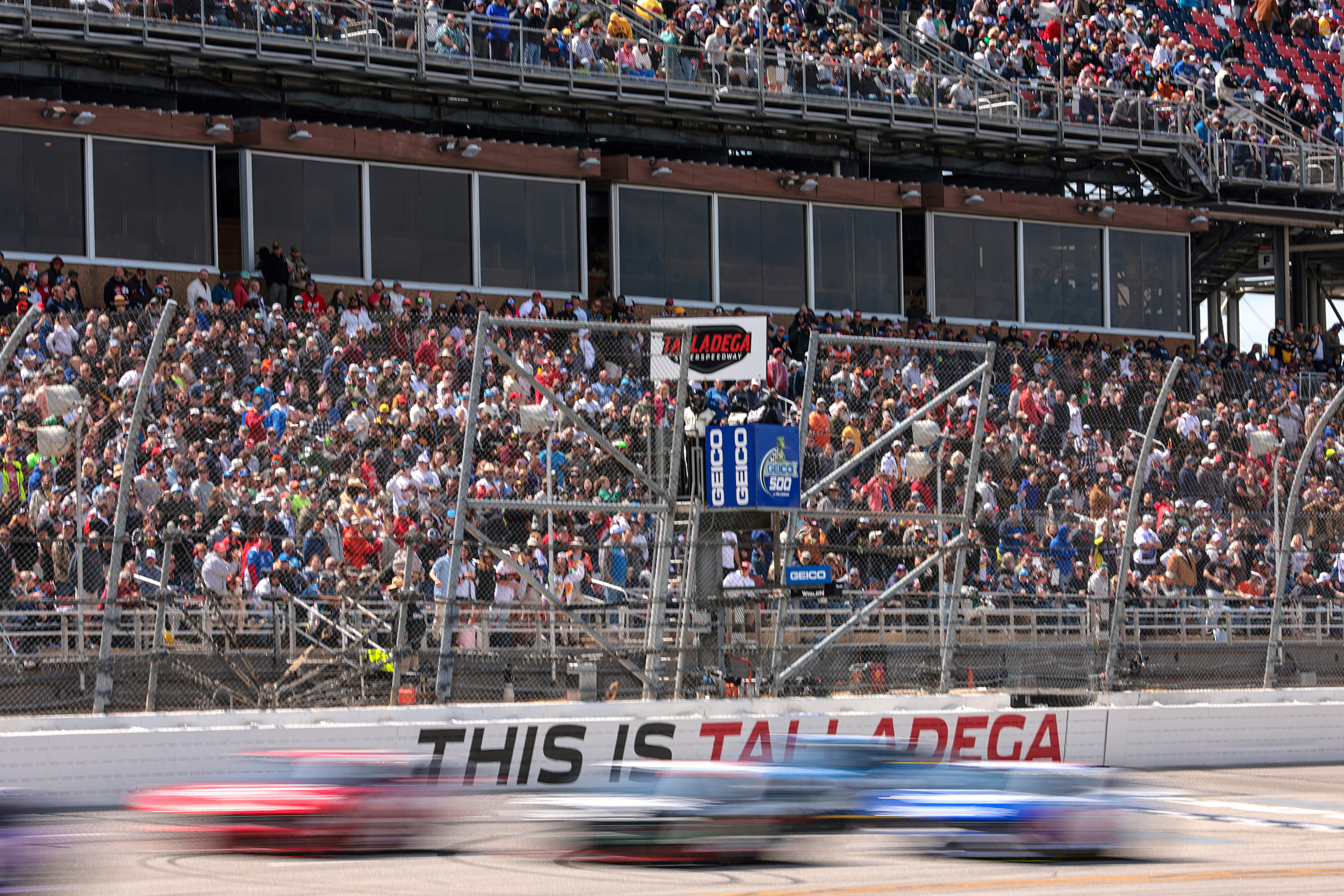 Chase Briscoe to Offer Unique Tribute to Tony Stewart in SHR's Final