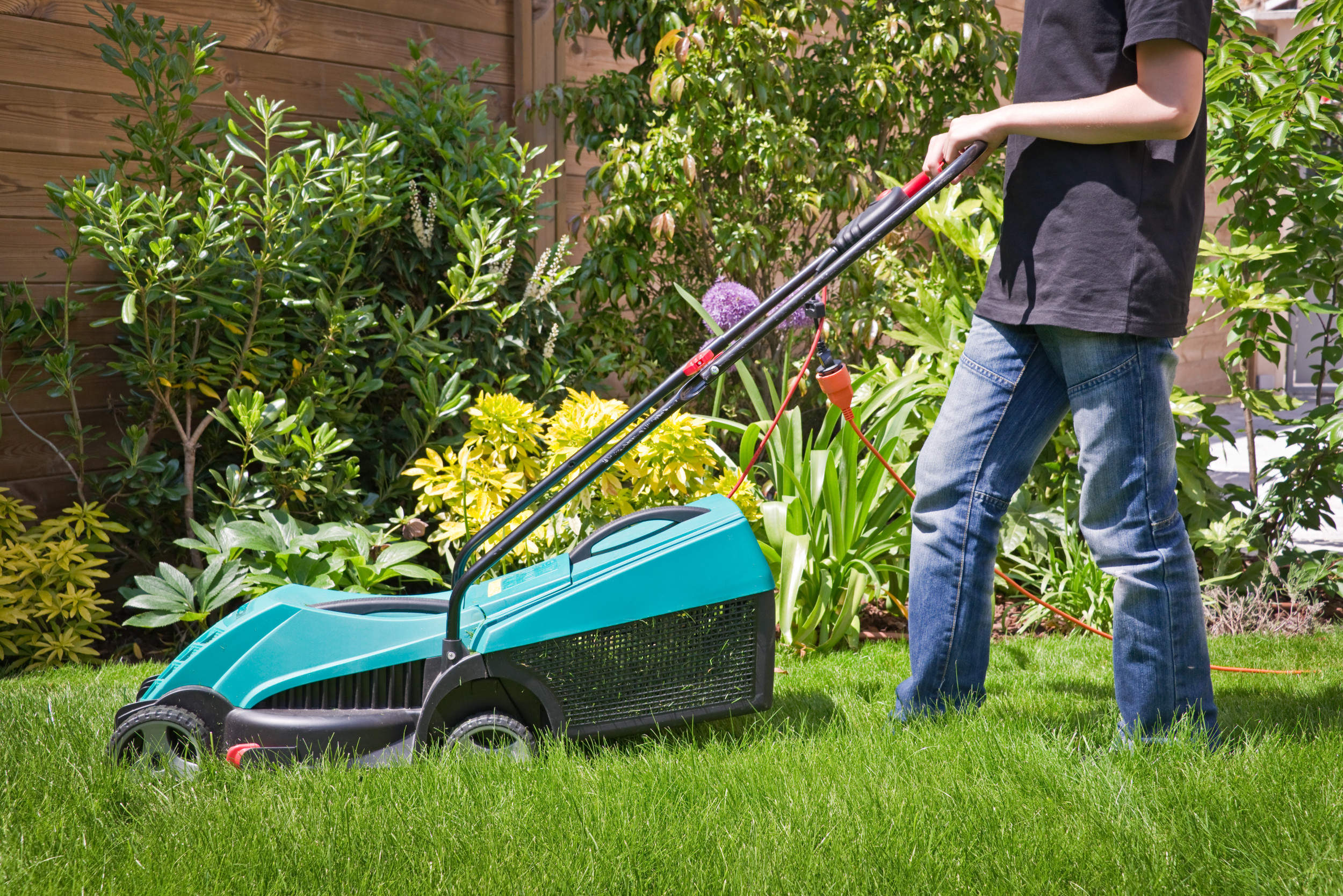 Mom Demanding Neighbor Pay Her Son for Mowing His Grass Slammed