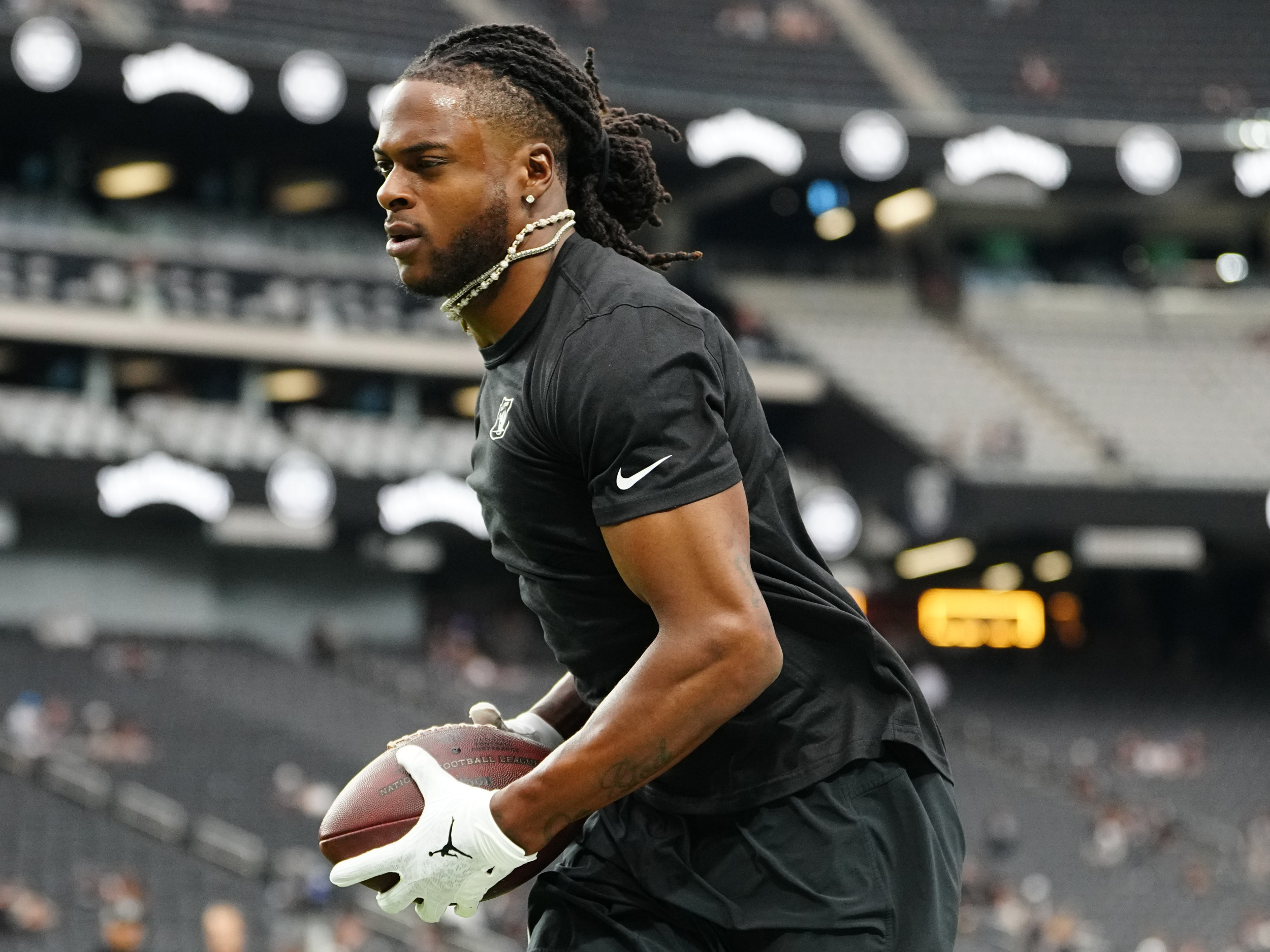 NFL News: Two Playoff Contenders Emerge as Leaders in Davante Adams Trade