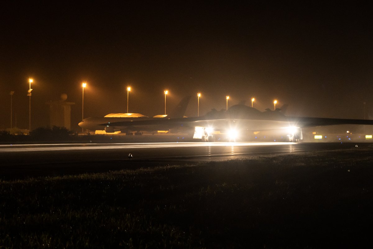 U.S. Bomber Lands at Diego Garcia