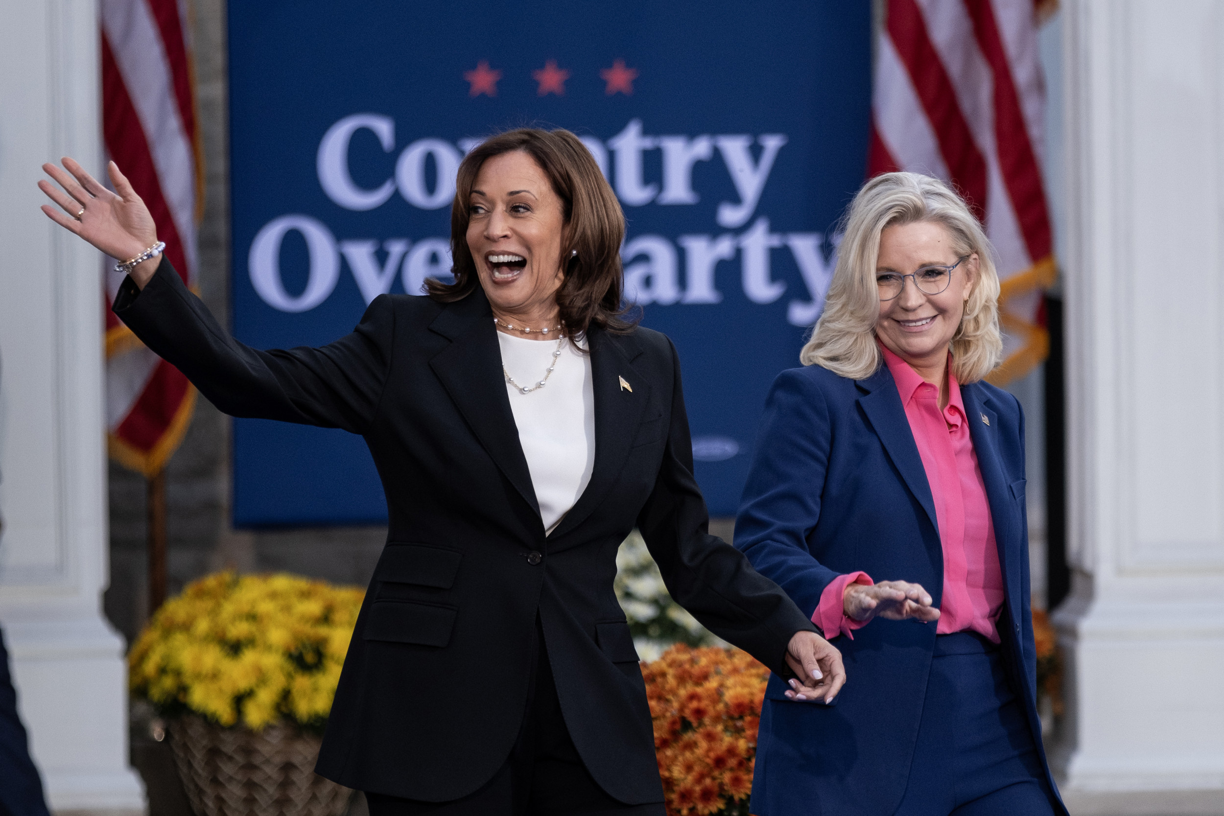 Election 2024 Week In Photos: Kamala Harris Shares The Stage With Liz ...