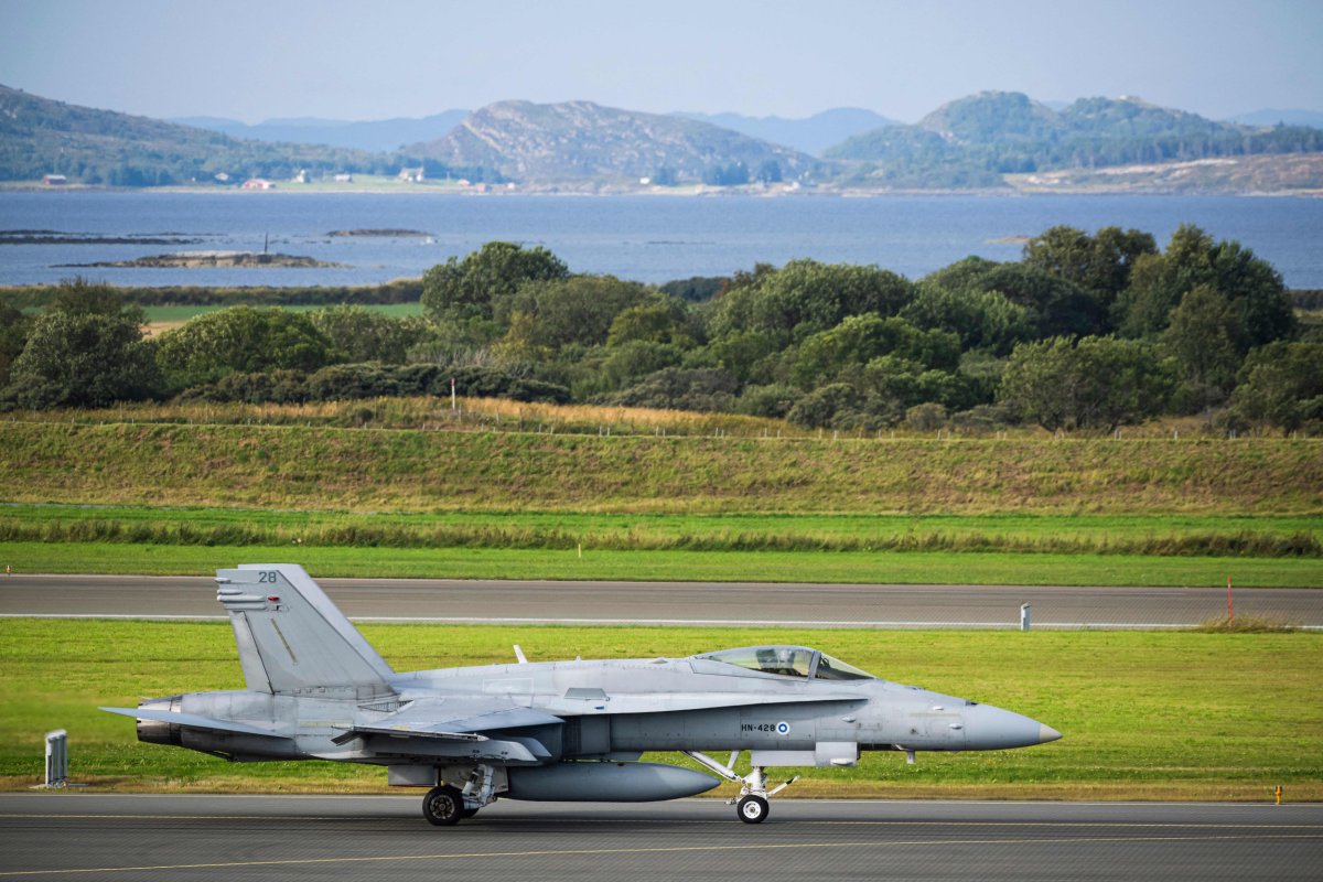 Finnish Fighter Jet Participates in Arctic Exercise