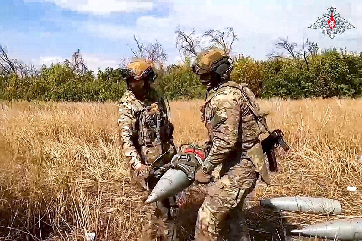 Russian soldiers