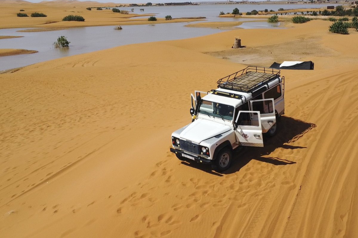 La ciudad desértica de Merzouga, Marruecos