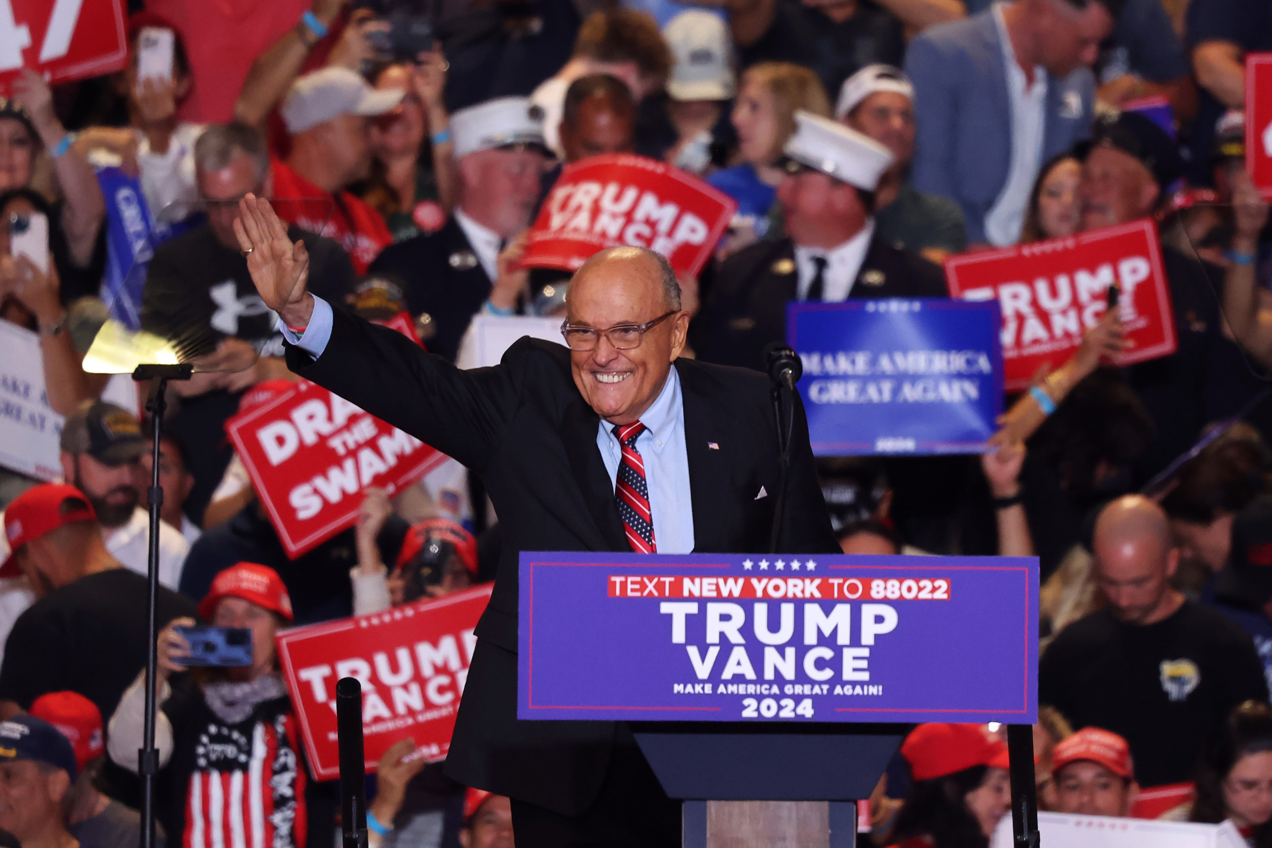 Rudy Giuliani Declares He Won’t Pursue Trump Funds Ahead of Election