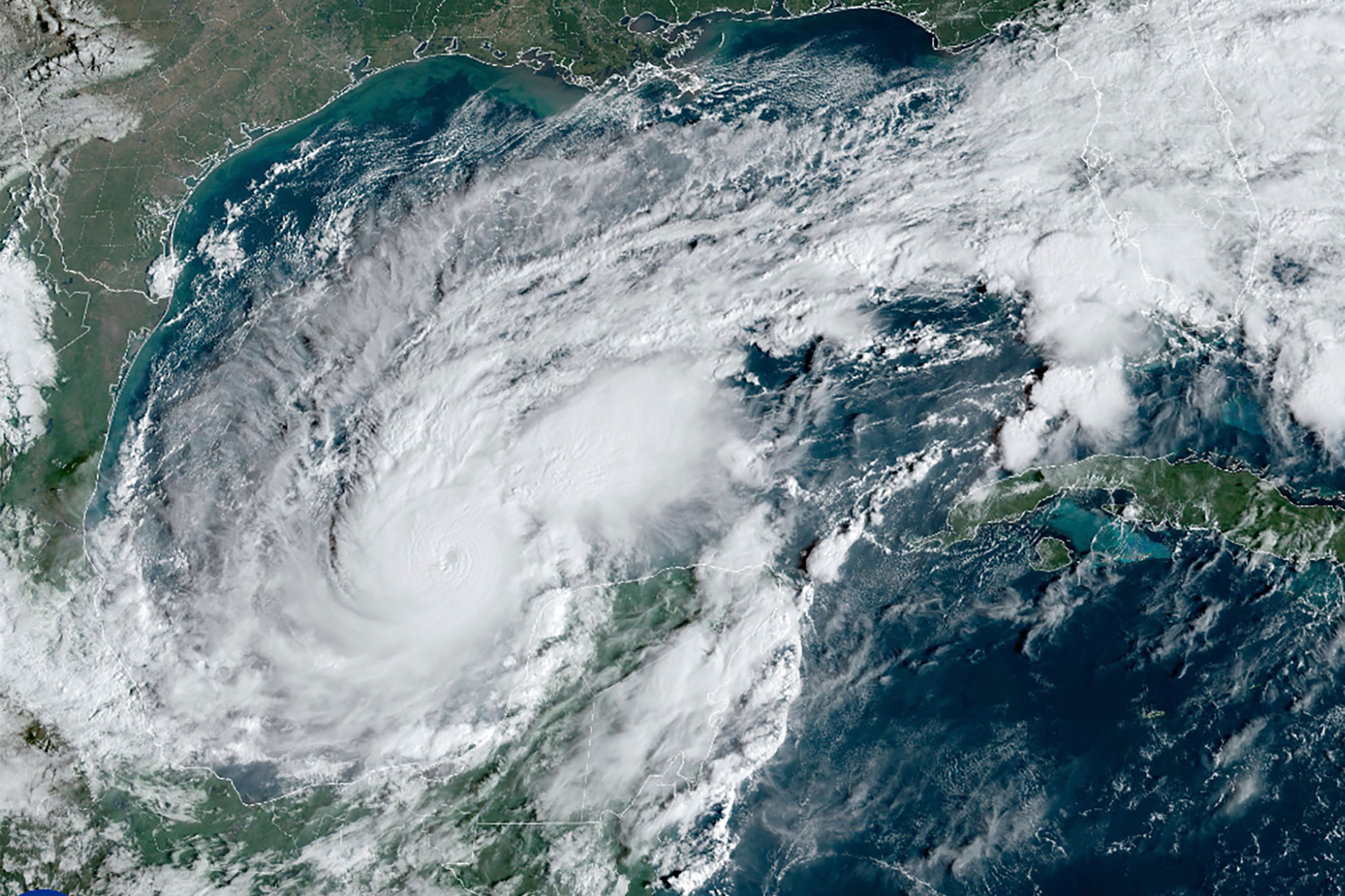 In Photos Florida Still Reeling From Helene Braces For Hurricane