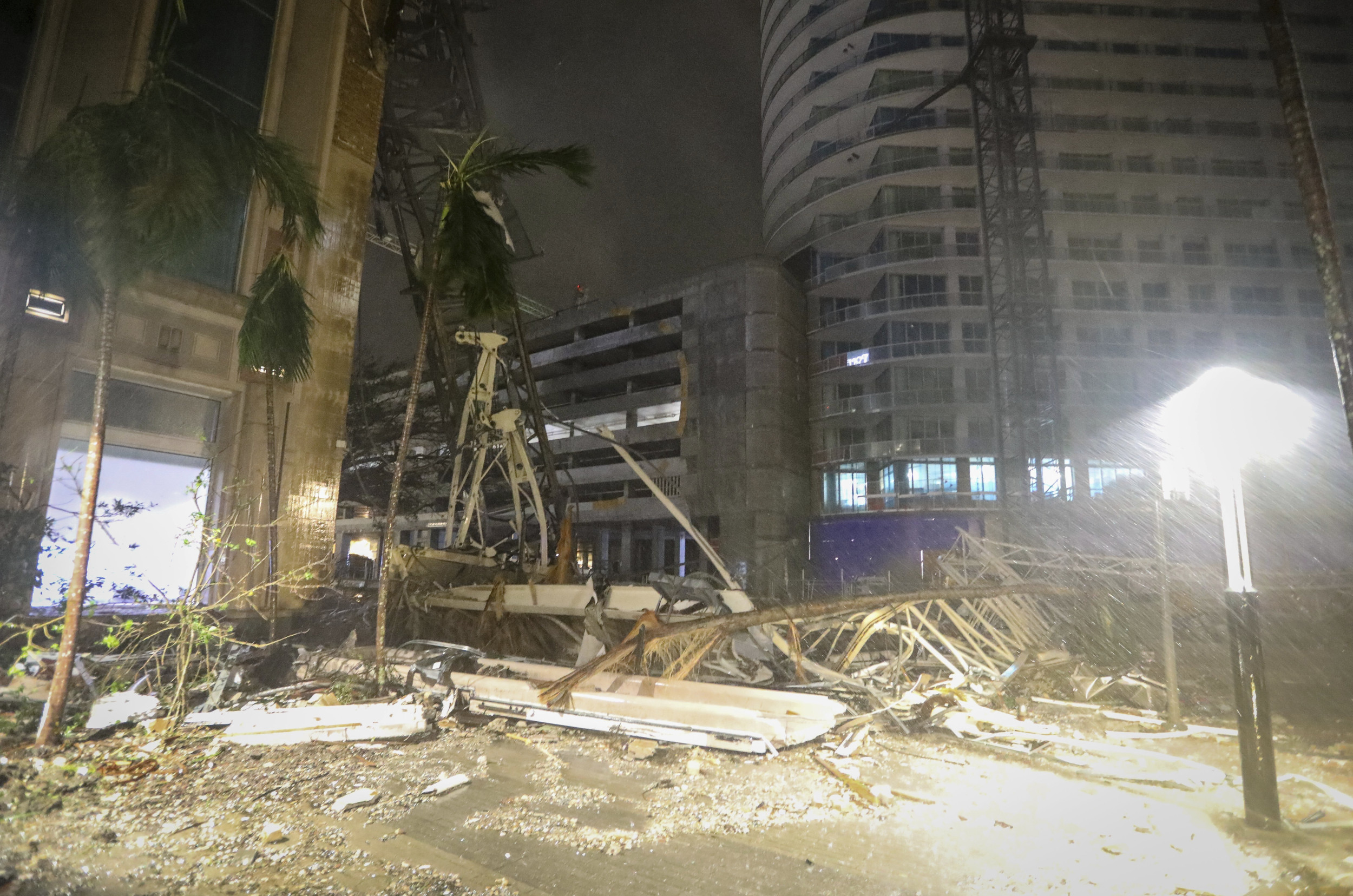 Tampa Resident Captures Shocking Living Conditions from 11th Floor Apartment