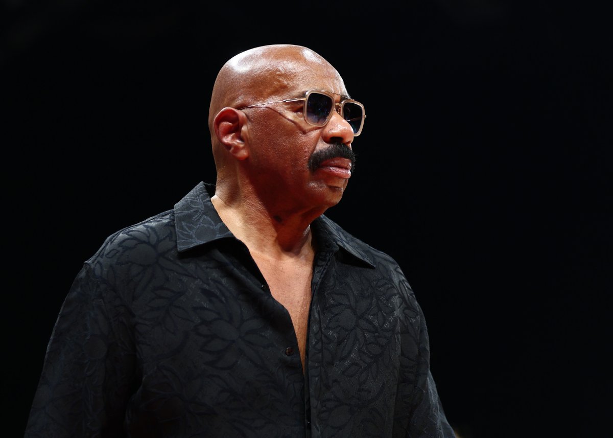 Why 'Family Feud' Fans Are Stunned by Steve Harvey's Transformation ...