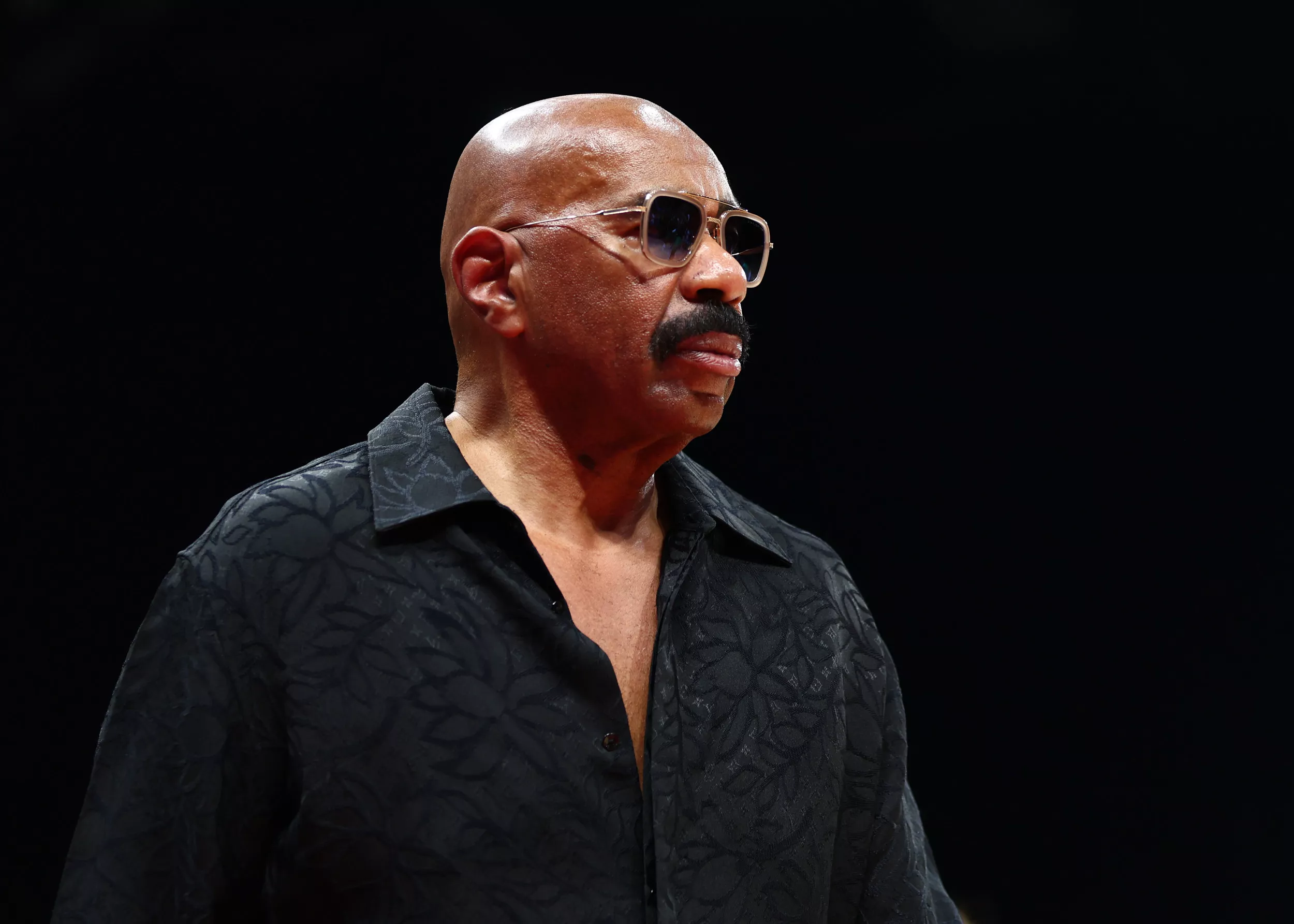 Why 'Family Feud' Fans Are Stunned by Steve Harvey's Transformation -  Newsweek